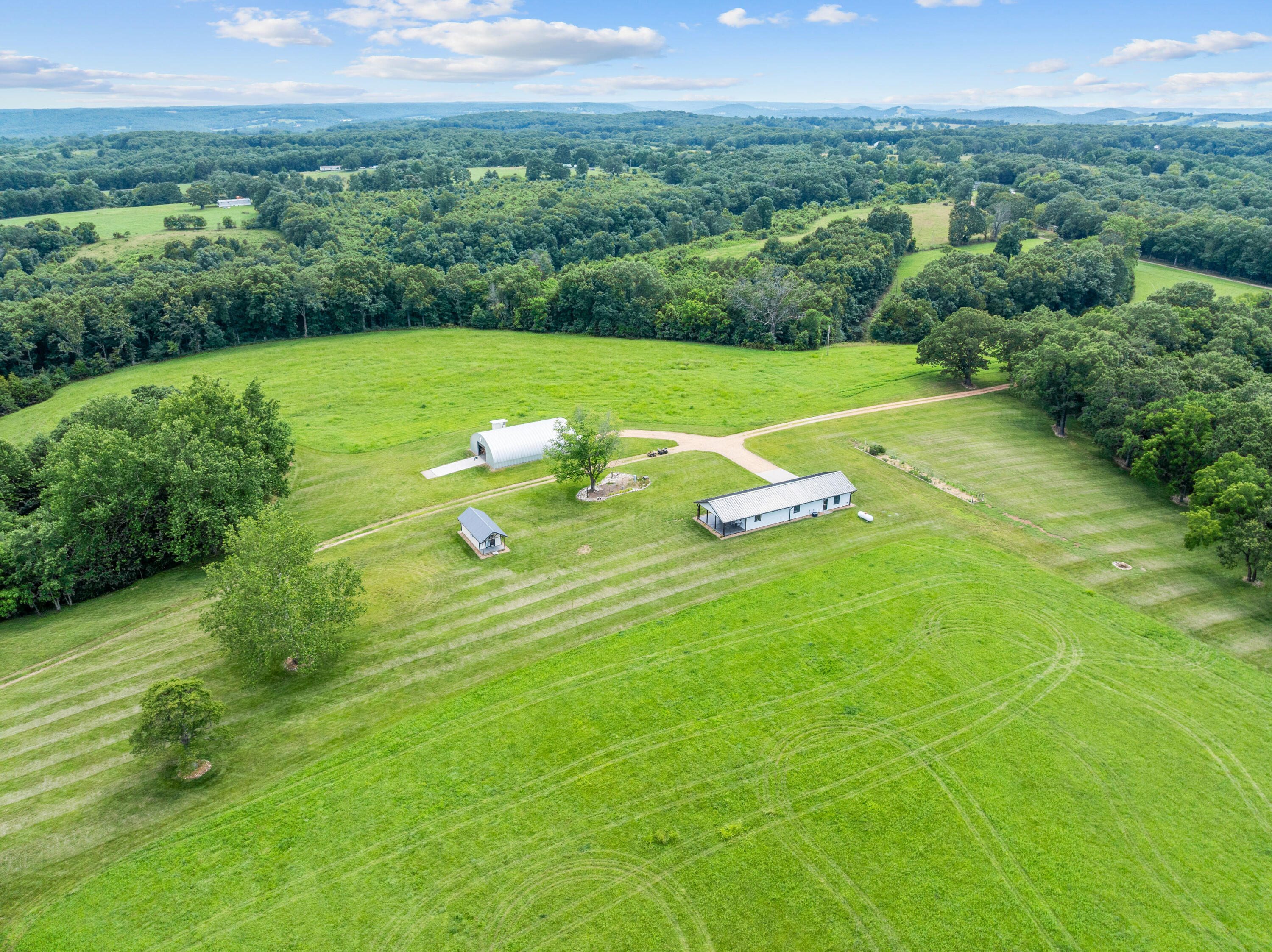 Photo 36 - Farm for sale – 27255  Farm Road 2090   Cape Fair, MO