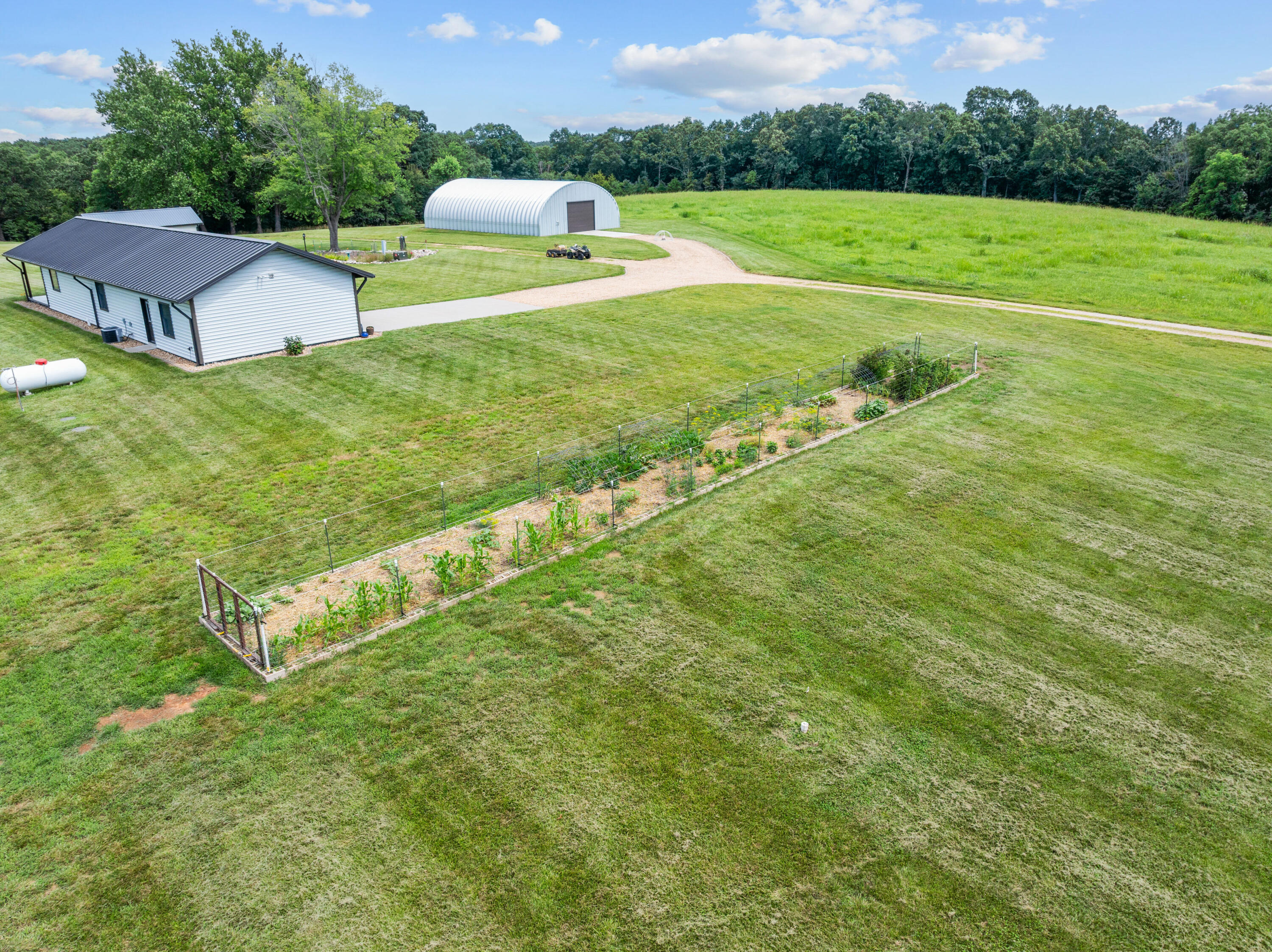 Photo 7 - Farm for sale – 27255  Farm Road 2090   Cape Fair, MO