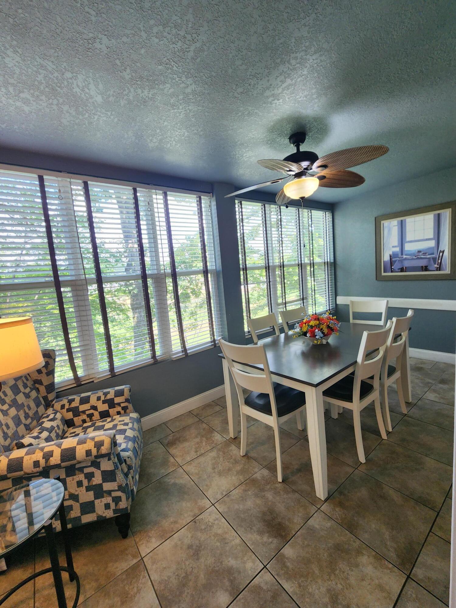 Photo 2 - Residential for sale – 200  Golf View Drive  Branson, MO