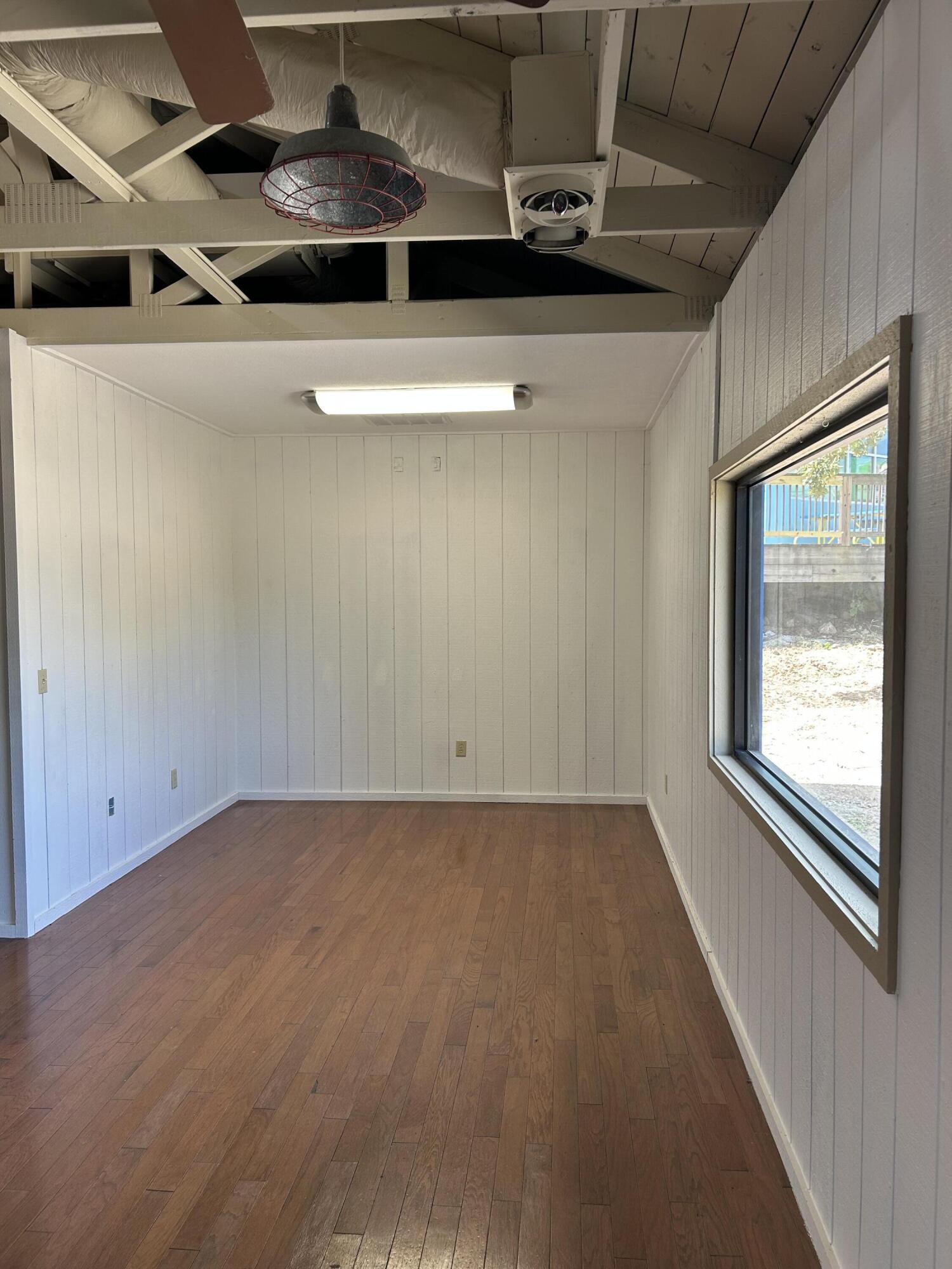 Photo 6 - Commercial Lease for sale – 1926 W 76 Country Blvd Boulevard  Branson, MO