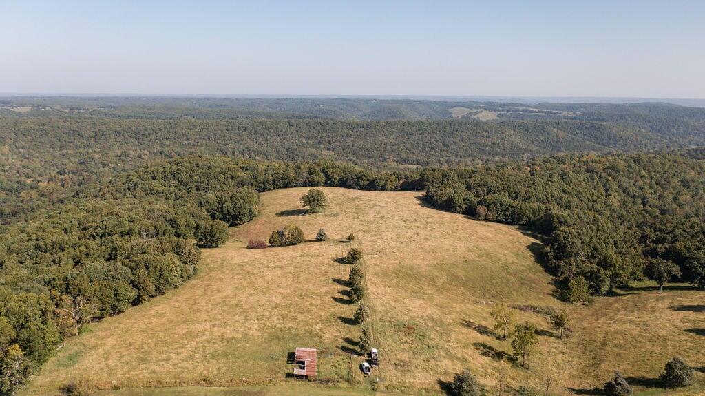 Land for sale – 16478  Farm Road 1170   Cassville, MO