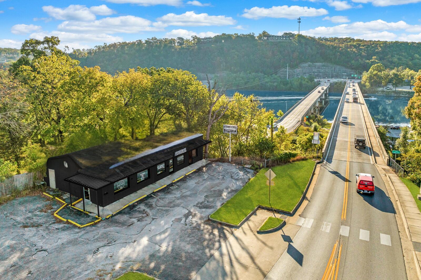 Commercial Lease for sale – 718 S Business 65   Branson, MO