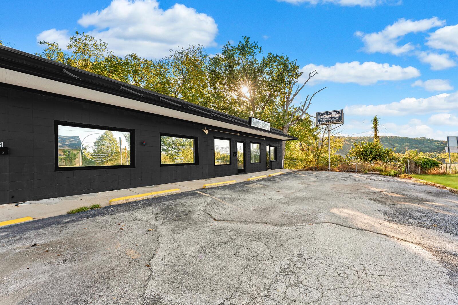 Commercial Lease for sale – 718 S Business 65   Branson, MO