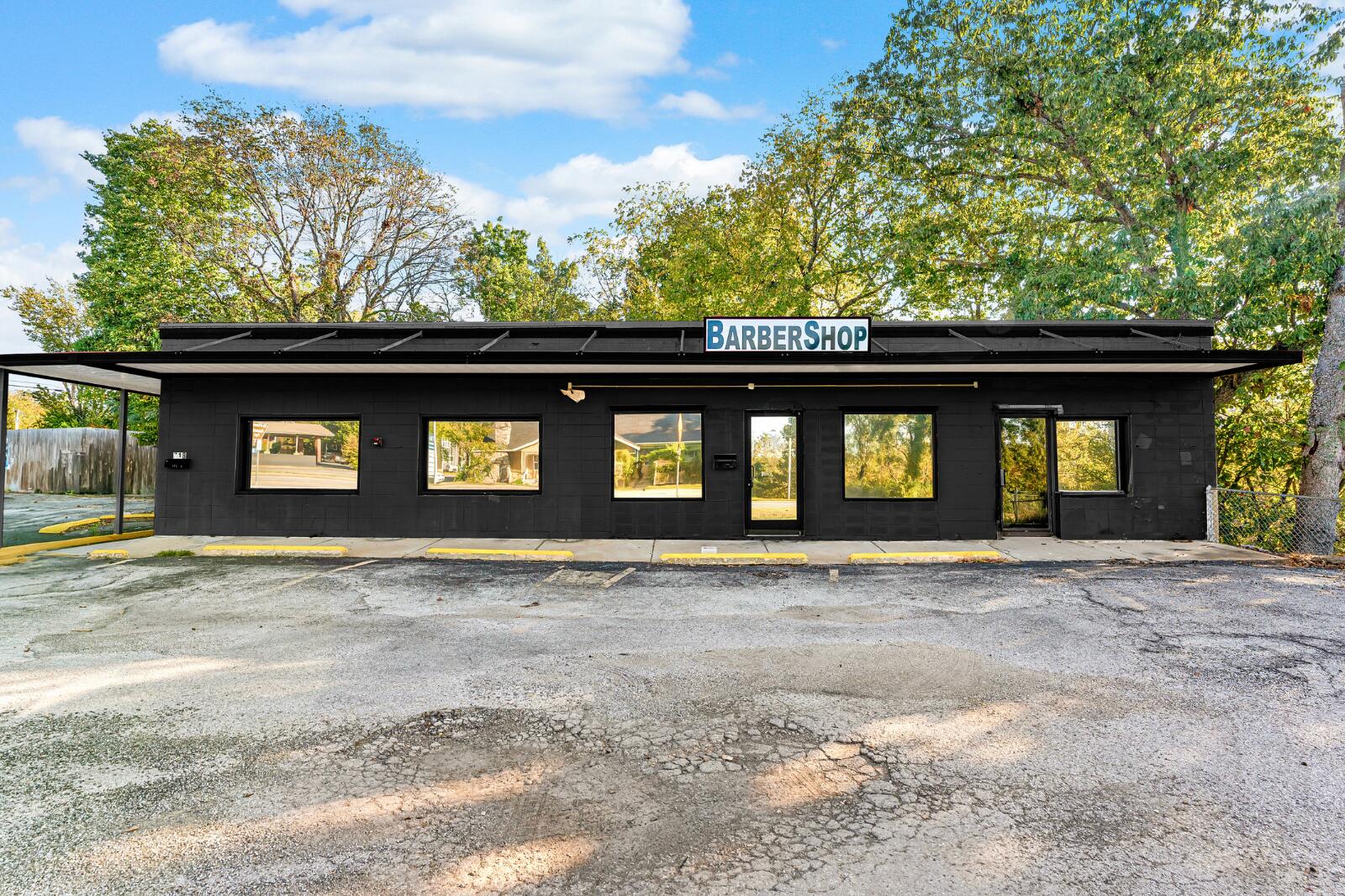 Commercial Lease for sale – 718 S Business 65   Branson, MO