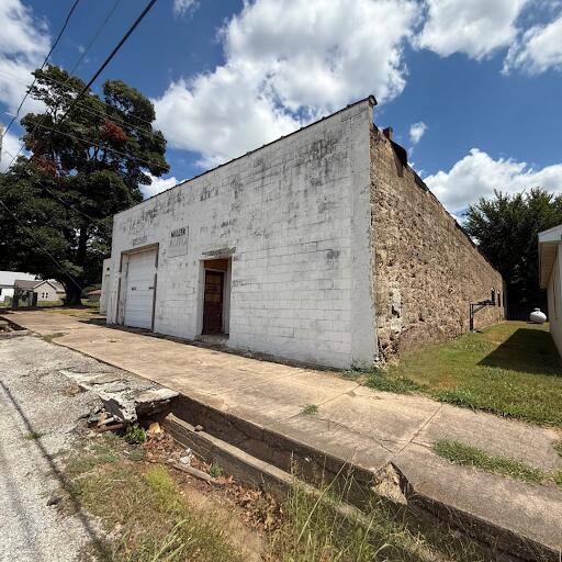 Commercial Sale for sale – 223 S Church   Everton, MO