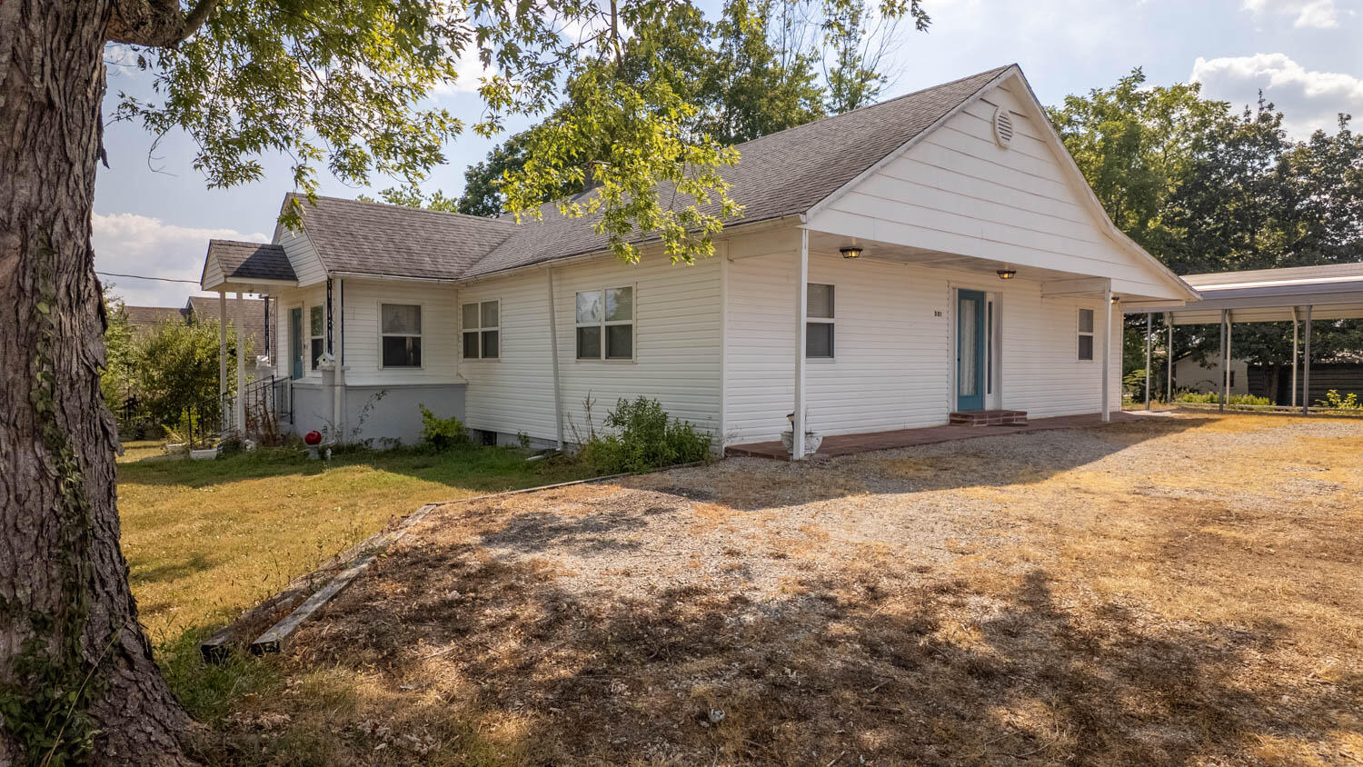 Photo 45 - Residential for sale – 501  Owens Street   Alton, MO