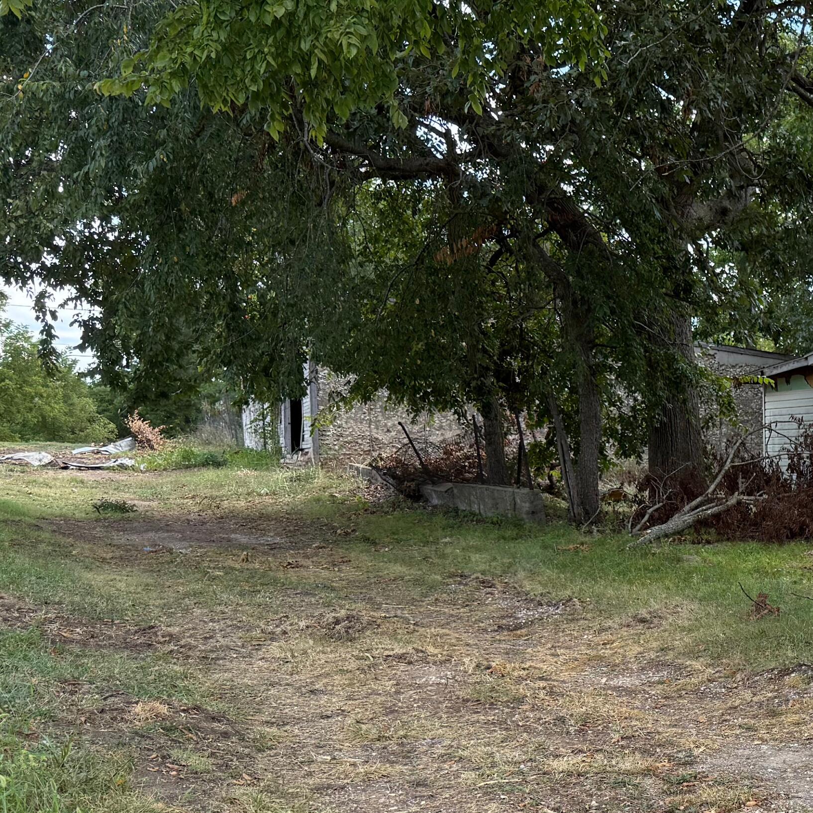 Commercial Sale for sale – 110 E Commercial   Everton, MO