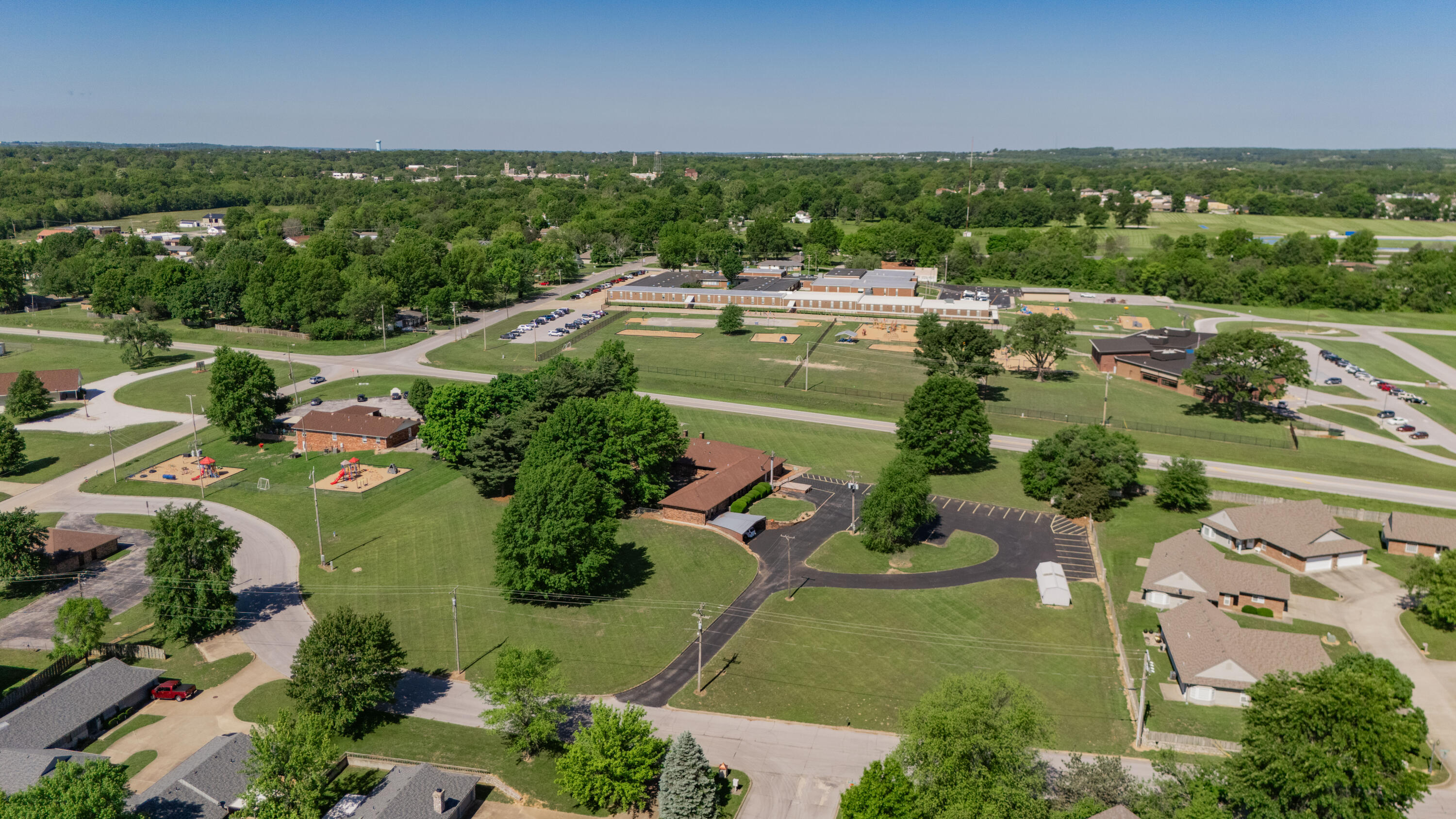 Photo 37 - Commercial Sale for sale – 807 N Briarwood   Bolivar, MO