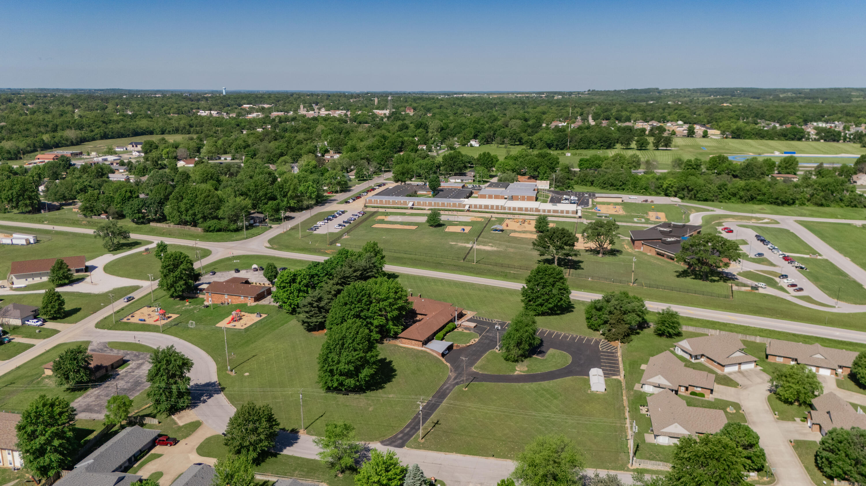 Photo 36 - Commercial Sale for sale – 807 N Briarwood   Bolivar, MO