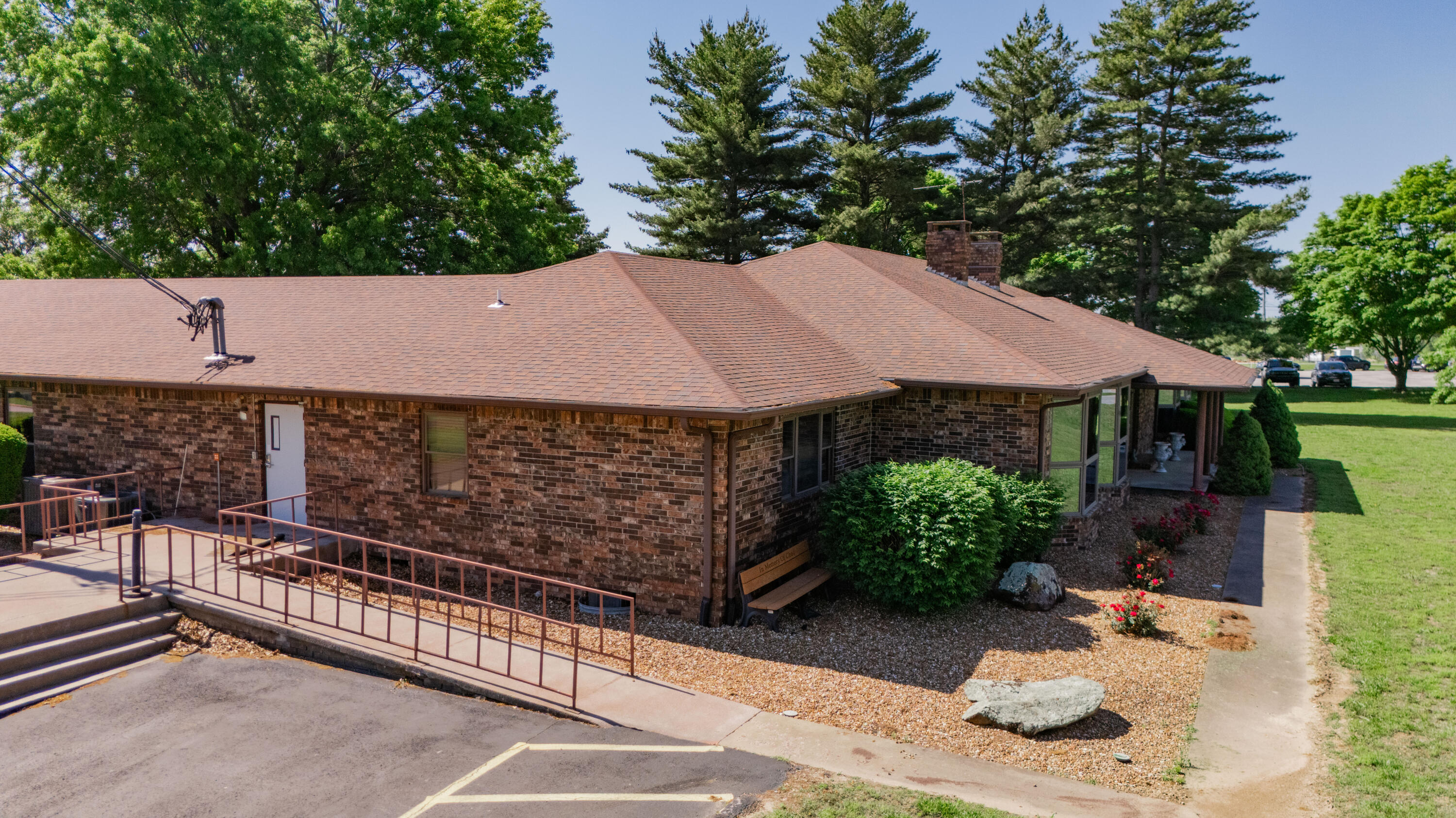 Photo 40 - Commercial Sale for sale – 807 N Briarwood   Bolivar, MO