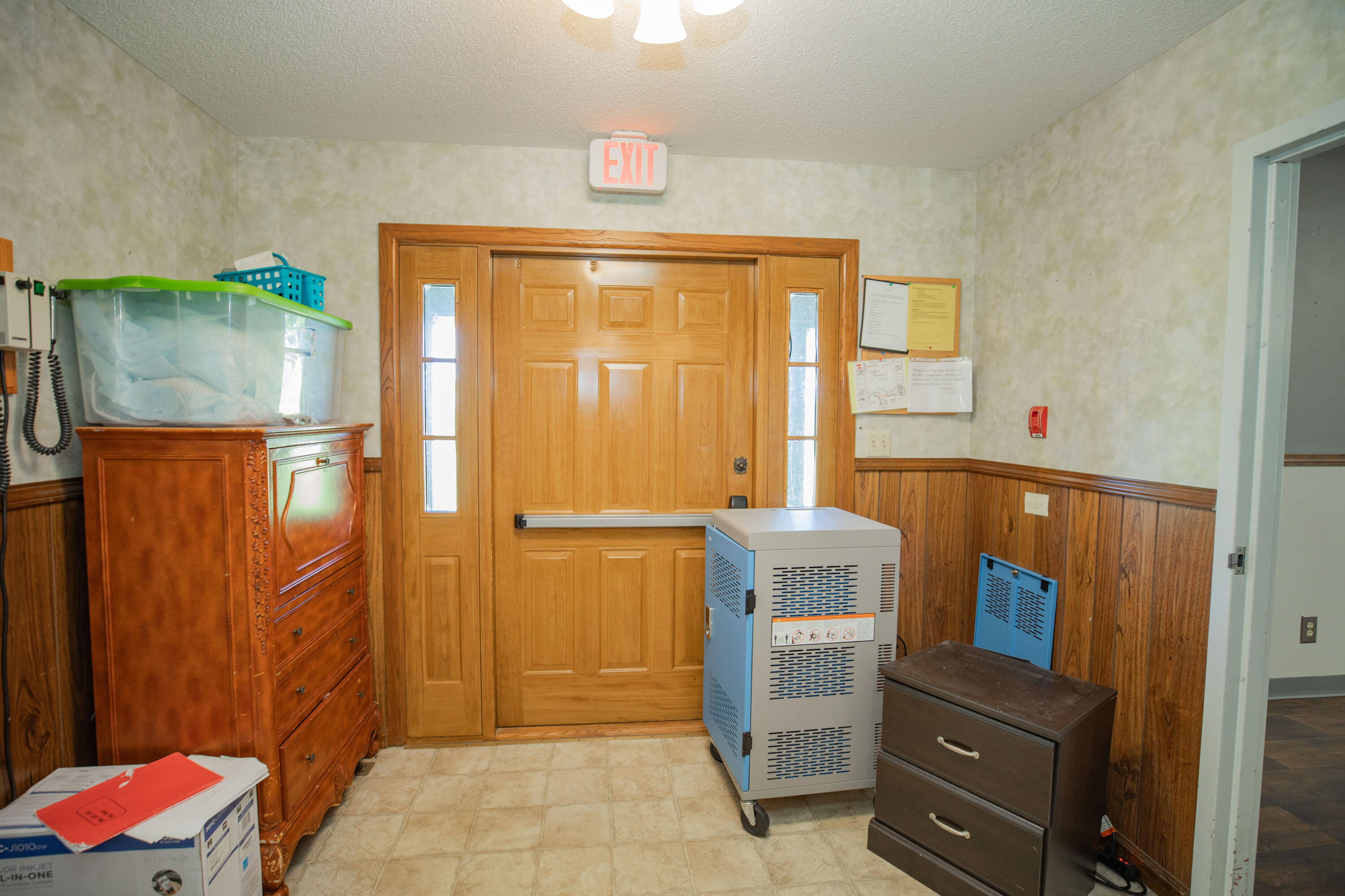 Photo 12 - Commercial Sale for sale – 807 N Briarwood   Bolivar, MO