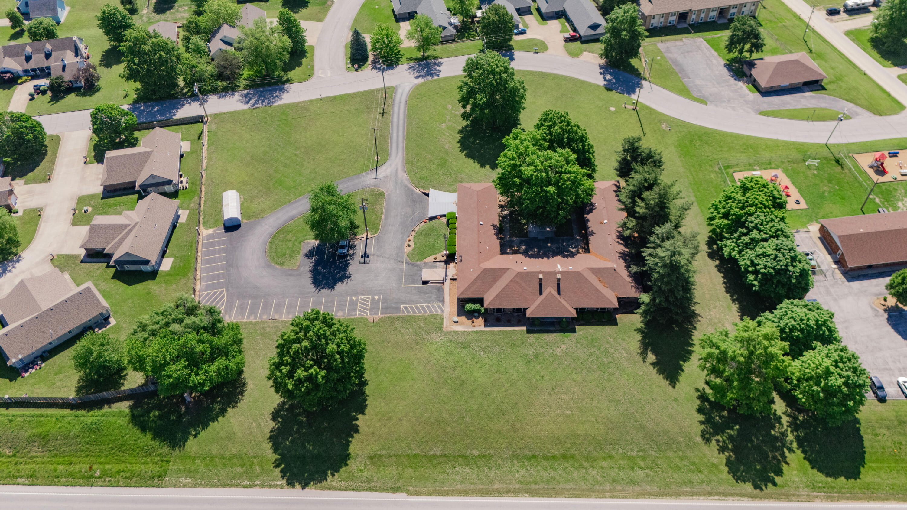Photo 32 - Commercial Sale for sale – 807 N Briarwood   Bolivar, MO