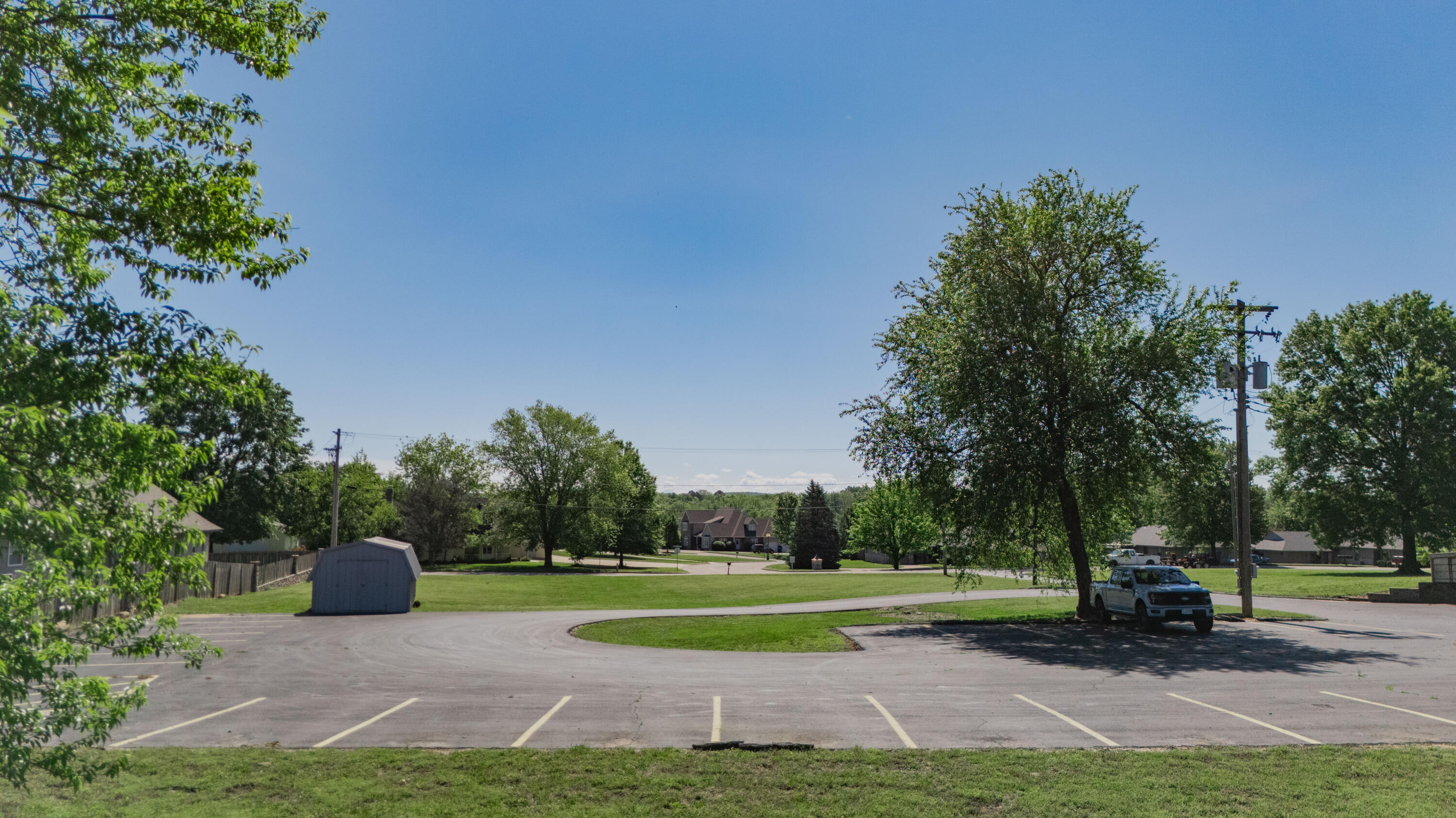 Photo 42 - Commercial Sale for sale – 807 N Briarwood   Bolivar, MO
