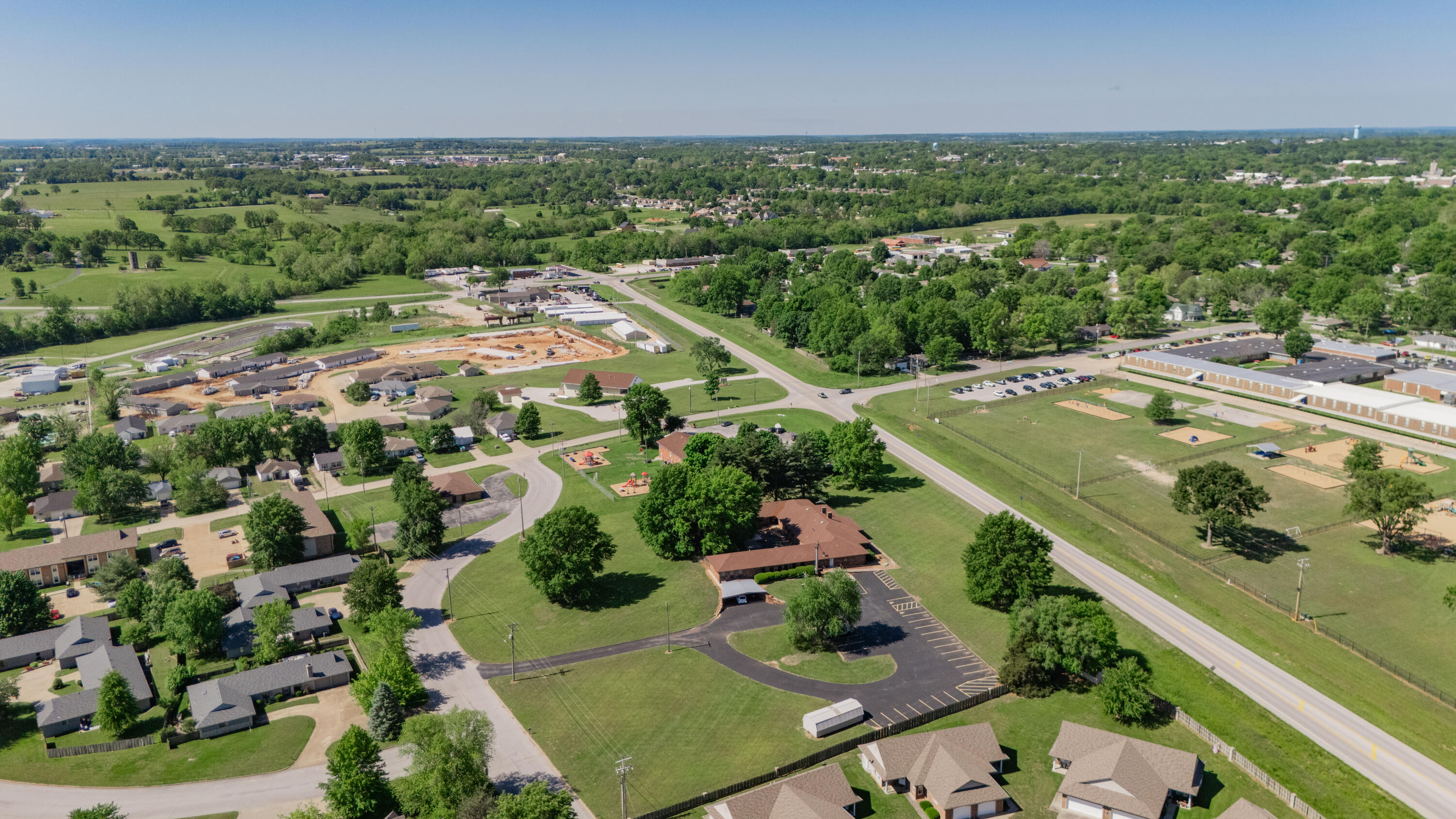 Photo 35 - Commercial Sale for sale – 807 N Briarwood   Bolivar, MO