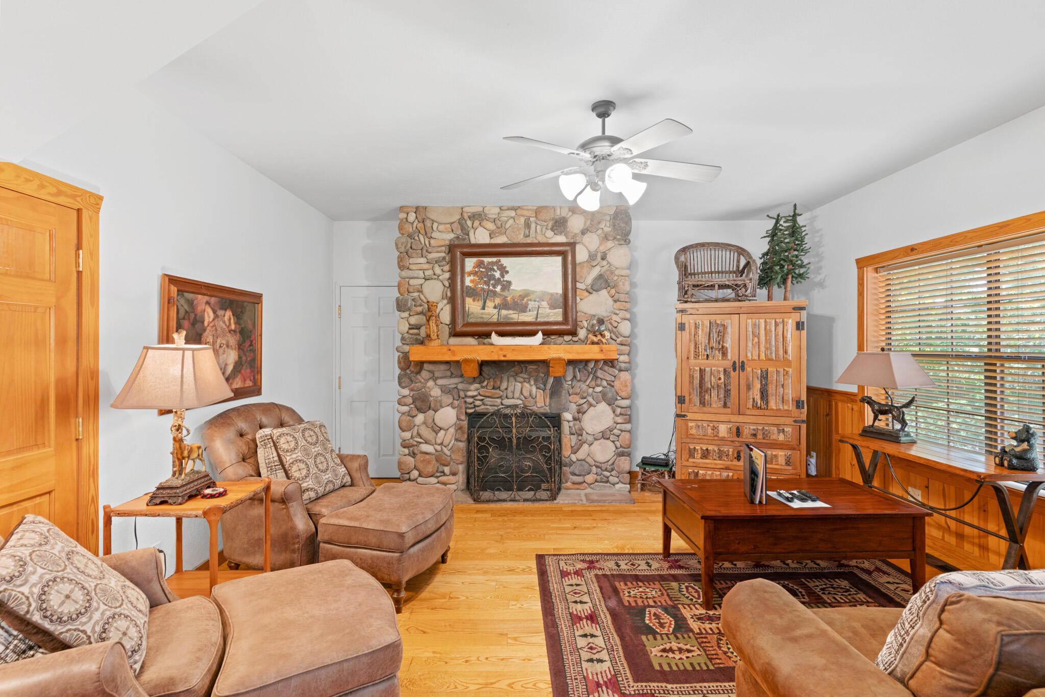 Photo 11 - Residential for sale – 237  Oakridge Road  Branson, MO