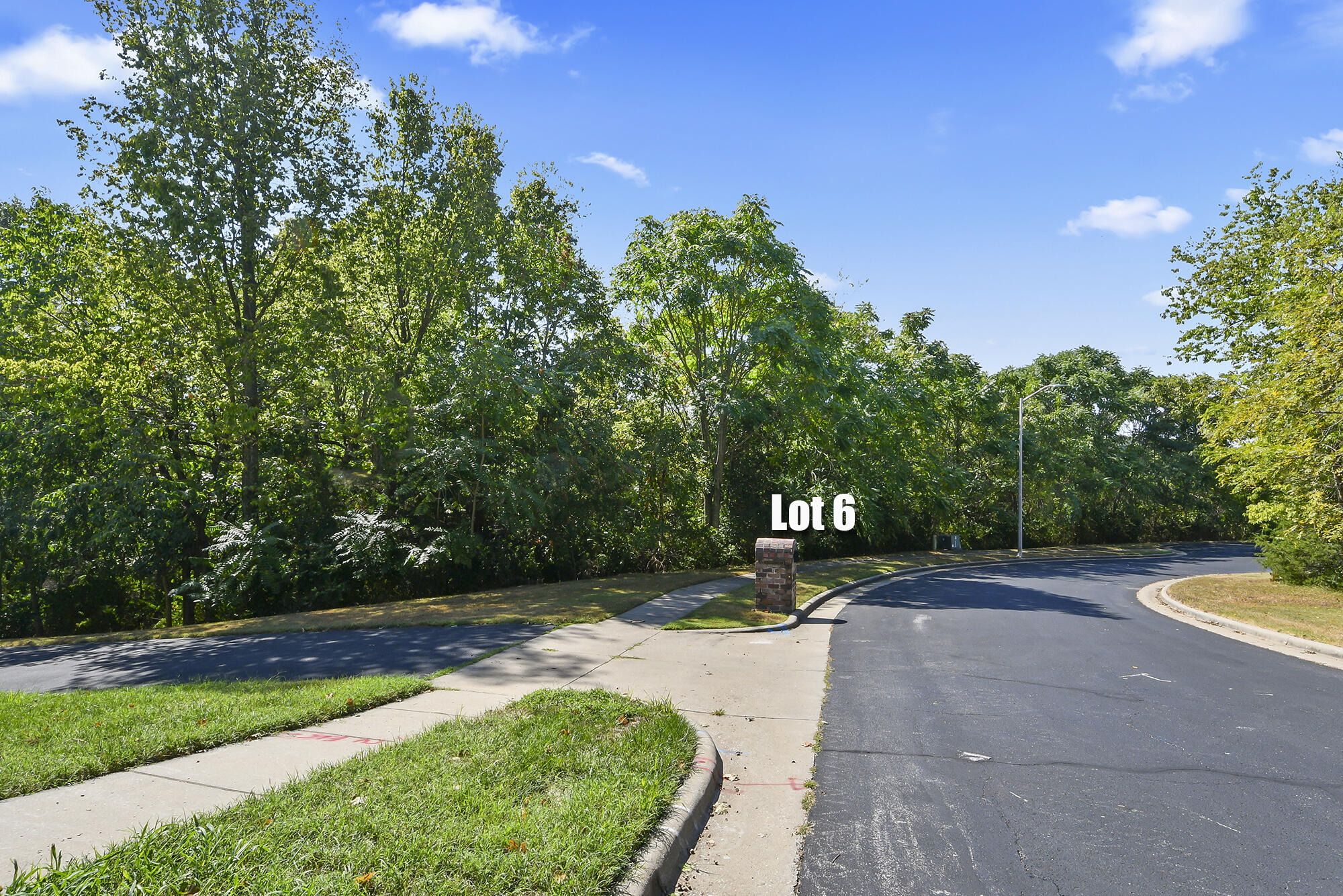Photo 5 - Land for sale – 5204 S Nettleton Avenue  Springfield, MO