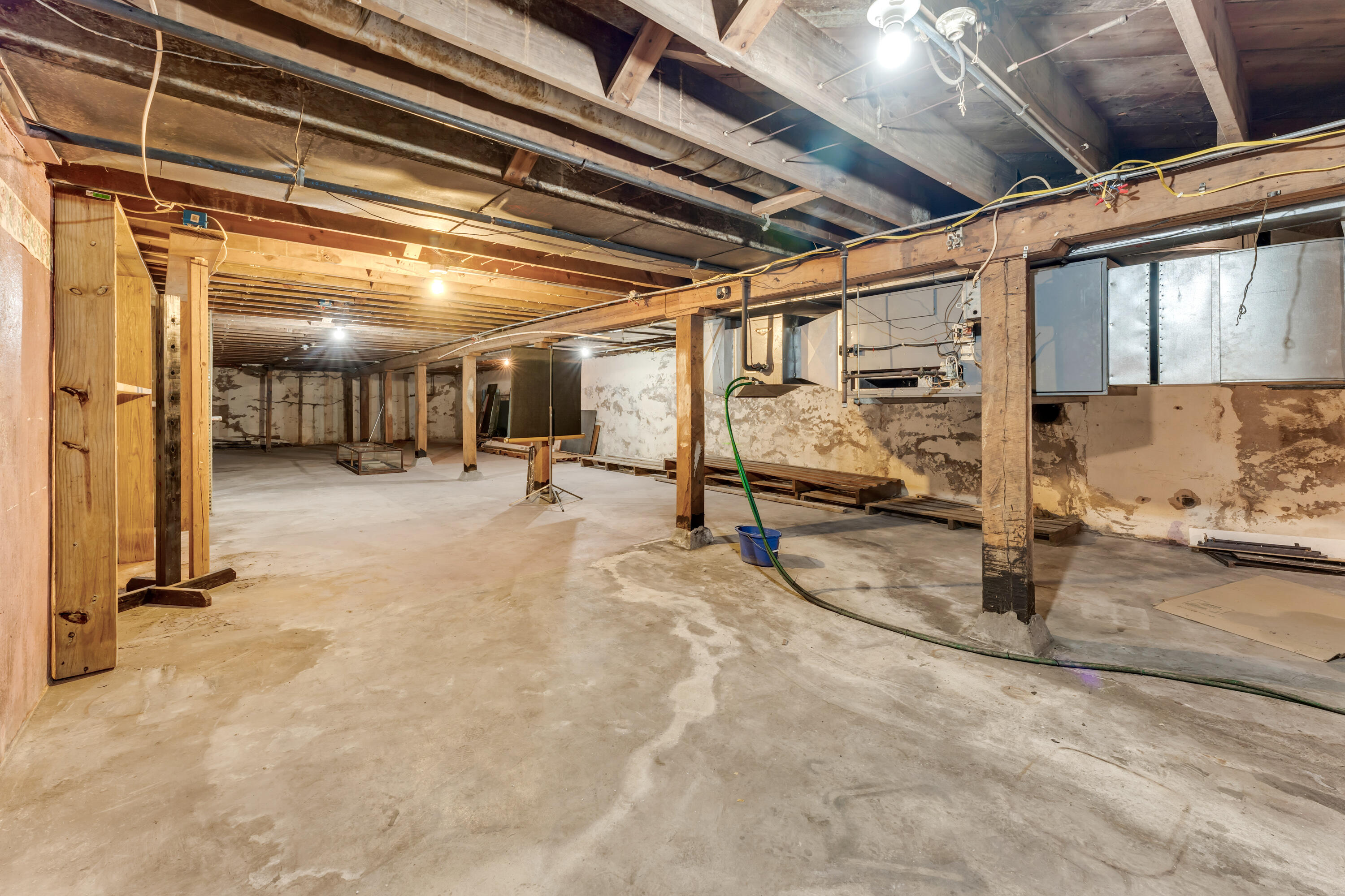 Photo 20 - Commercial Sale for sale – 208  Main Street  Crane, MO