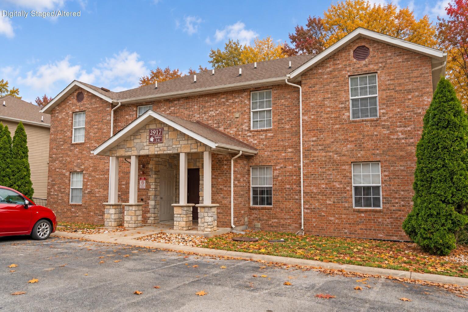 Photo 3 - Residential for sale – 2917  Vineyards Parkway  Branson, MO