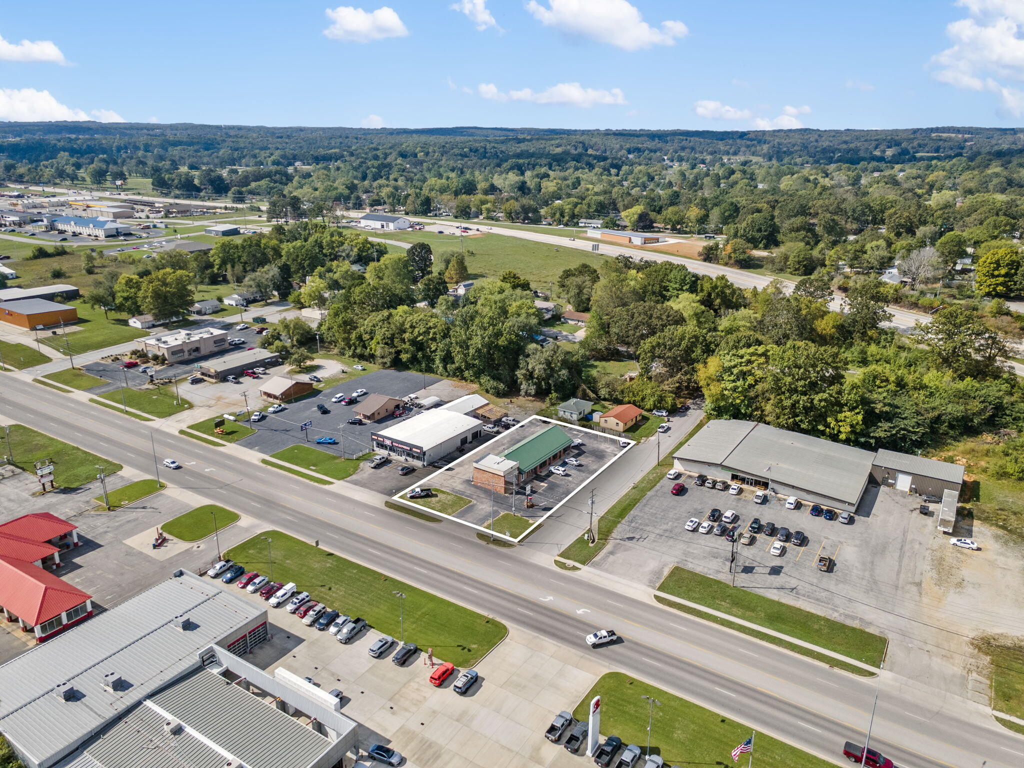 Photo 18 - Commercial Sale for sale – 1711  Porter Wagoner   West Plains, MO