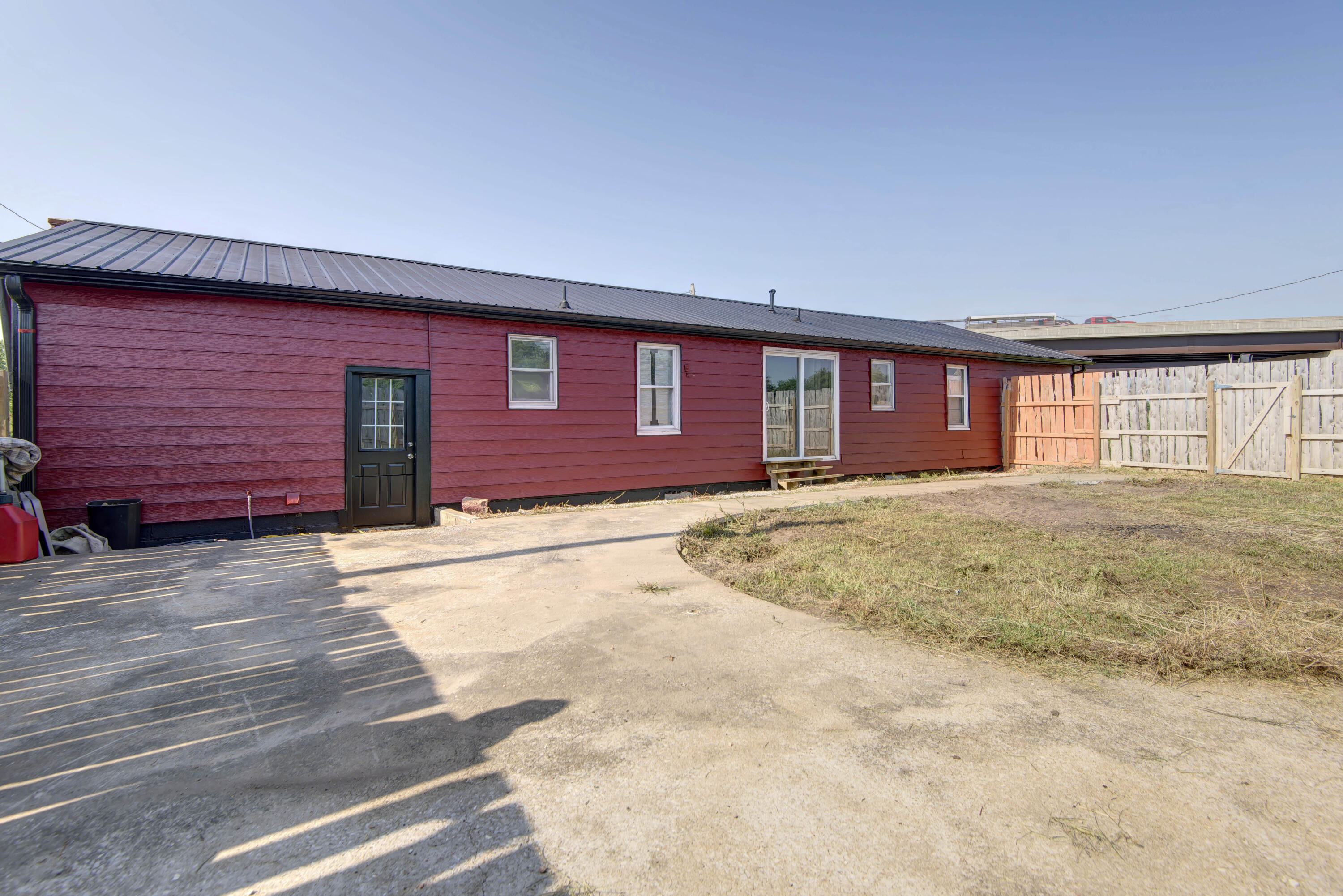 Photo 3 - Commercial Sale for sale – 6323 W Farm Rd 156   Brookline, MO