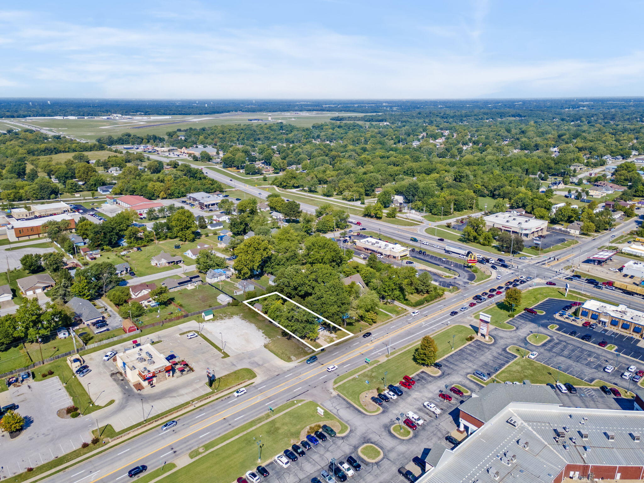 Photo 2 - Commercial Sale for sale – 522 S Madison Street  Webb City, MO