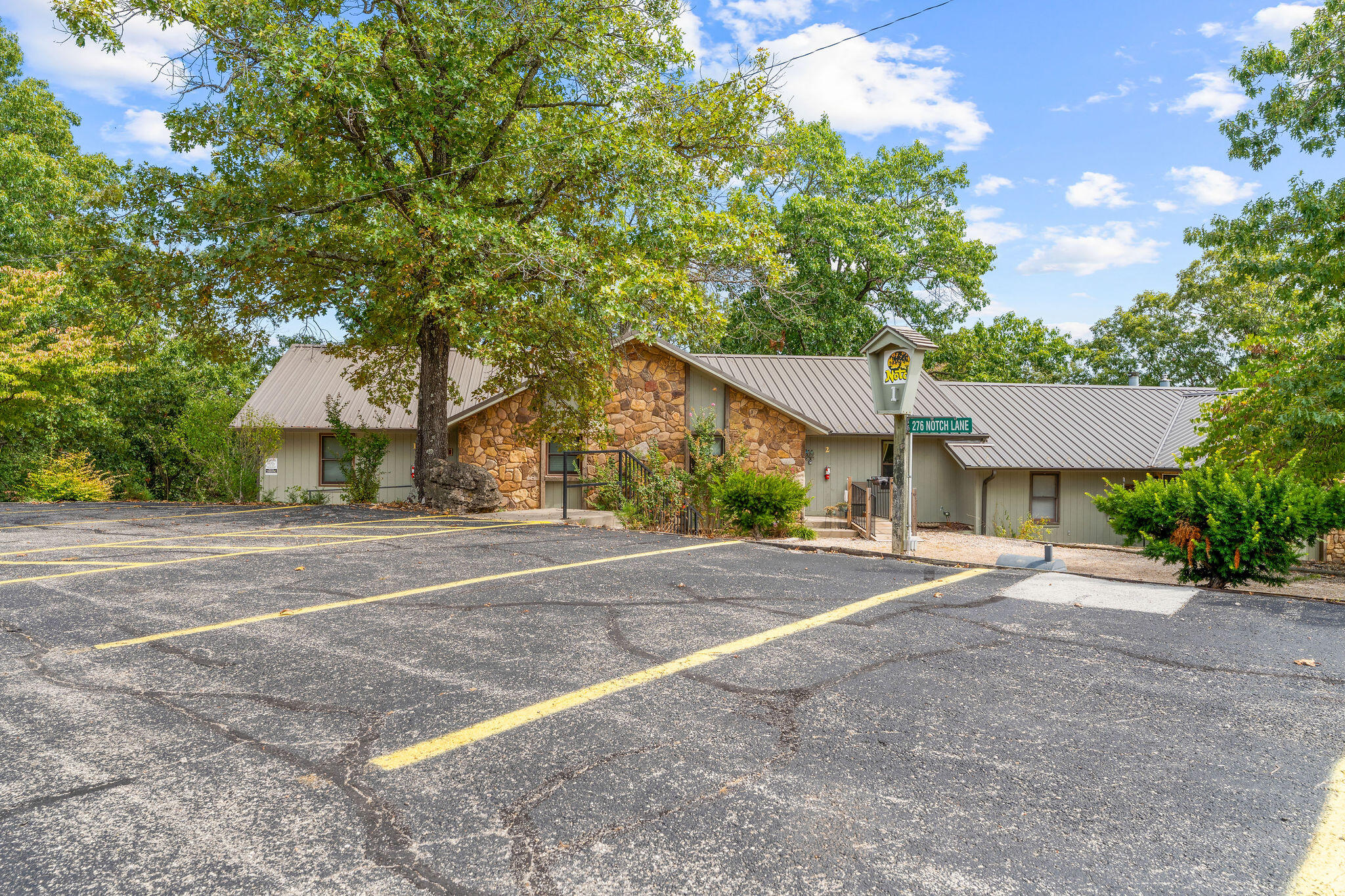 Photo 2 - Residential for sale – 276  Notch Lane  Branson West, MO