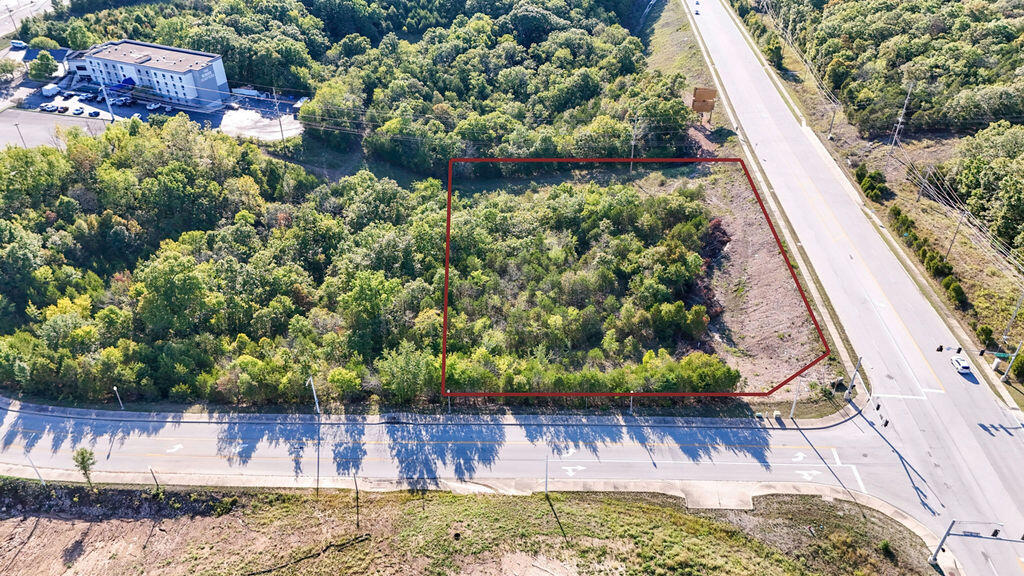 Photo 3 - Land for sale – 000  Shepherd Of The Hills Expressway  Branson, MO
