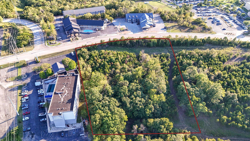 Photo 8 - Land for sale – 000  Shepherd Of The Hills Expressway  Branson, MO