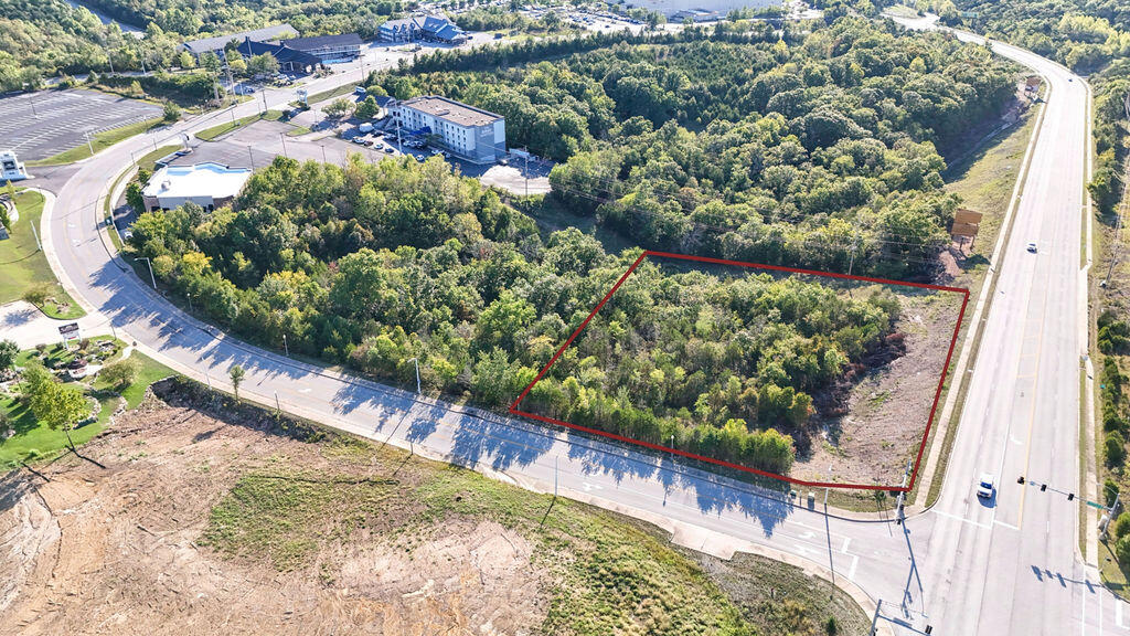 Photo 4 - Land for sale – 000  Shepherd Of The Hills Expressway  Branson, MO