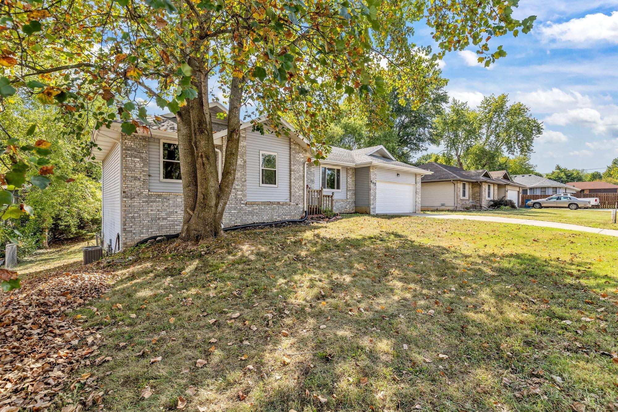 Photo 3 - Residential for sale – 602 E Cherry Street  Nixa, MO