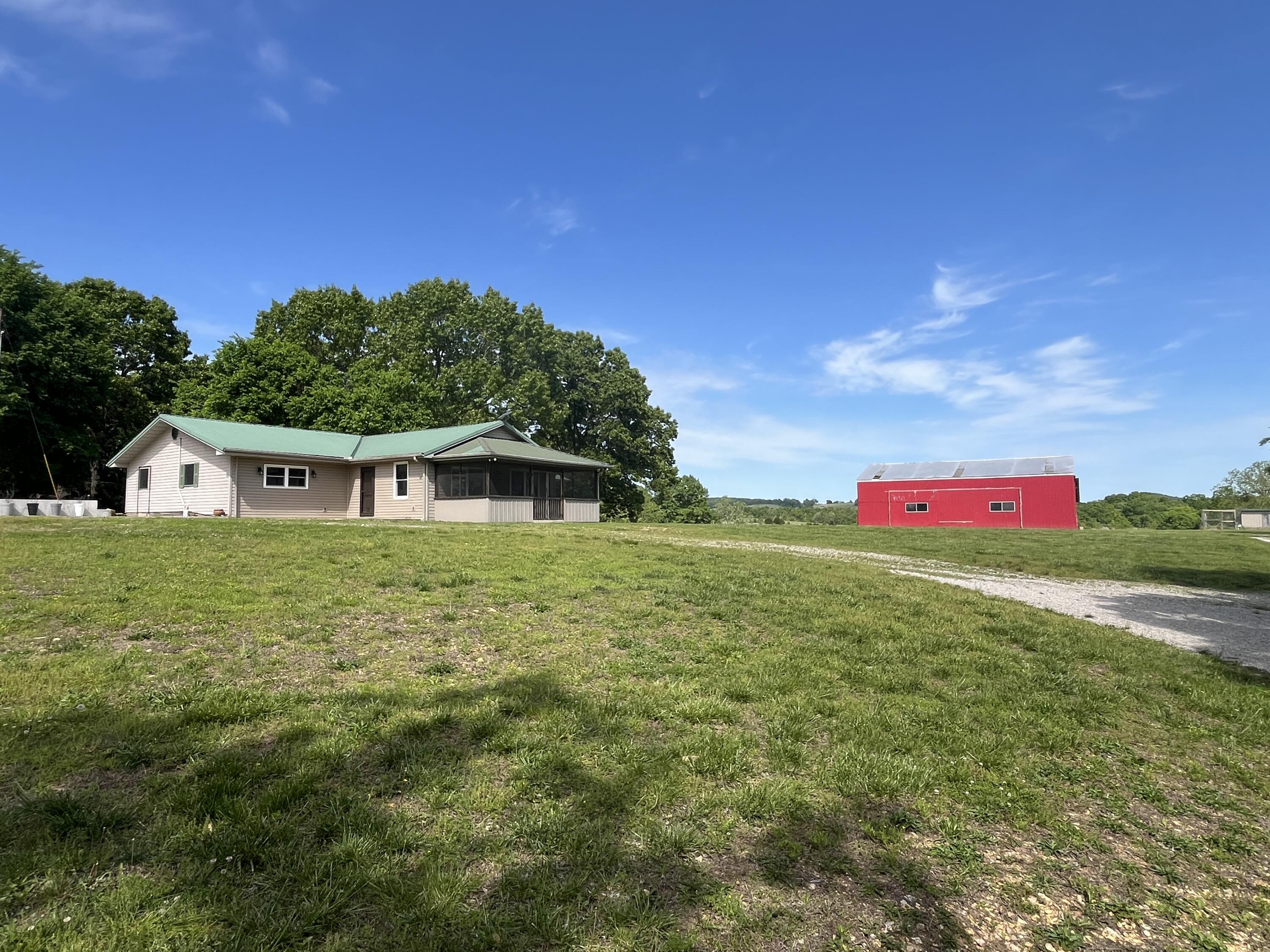 Residential for sale – 3078  County Road E 14-353   Drury, MO