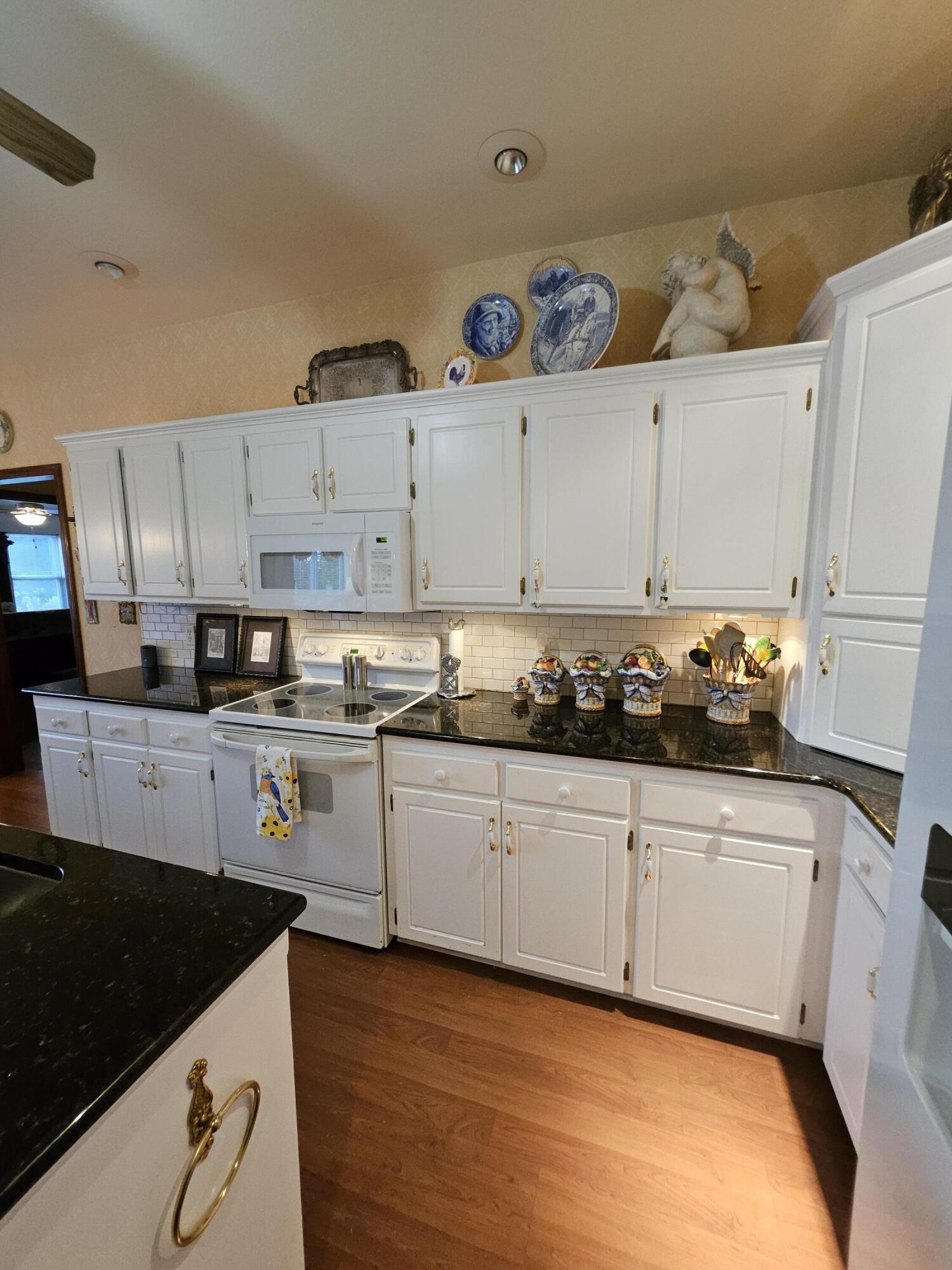 Photo 16 - Farm for sale – 4353  Lawrence 2220   Pierce City, MO