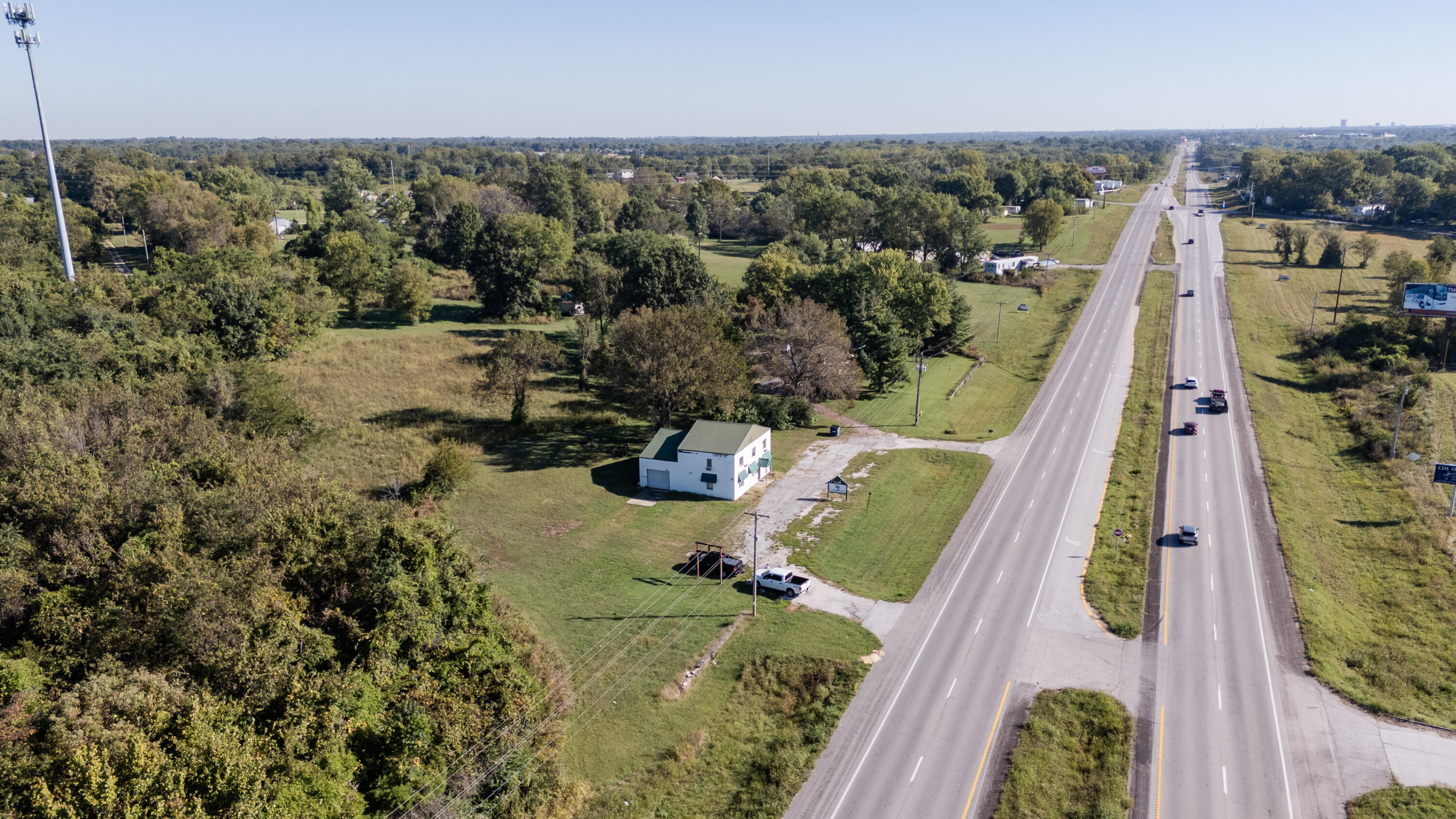 Commercial Sale for sale – 5189 W Sunshine Street  Brookline, MO