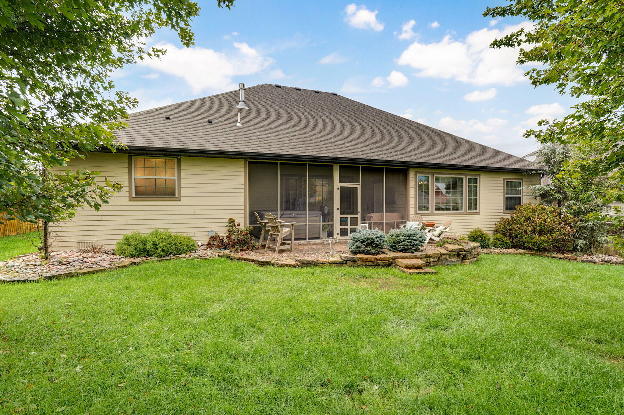 Photo 39 - Residential for sale – 992 N Cedar Ridge Avenue  Springfield, MO