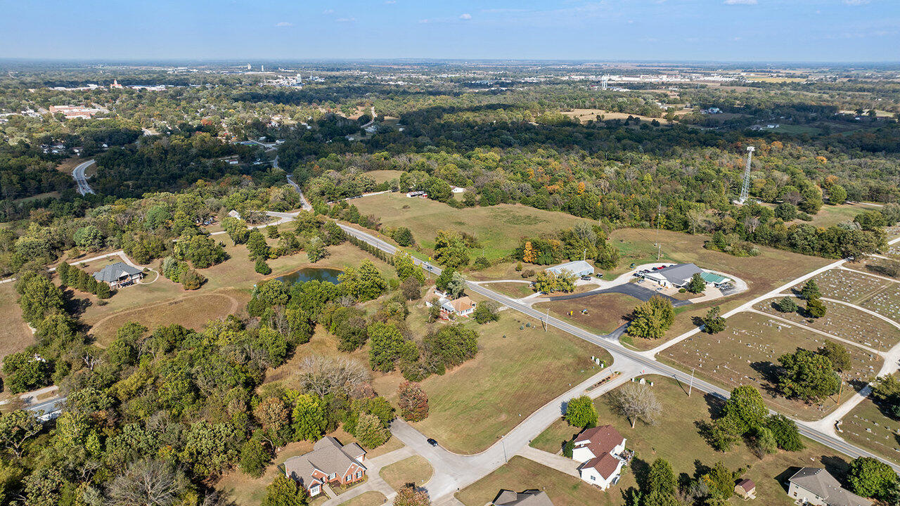 Photo 7 - Land for sale – Lot 4  Deer Run Drive  Nevada, MO