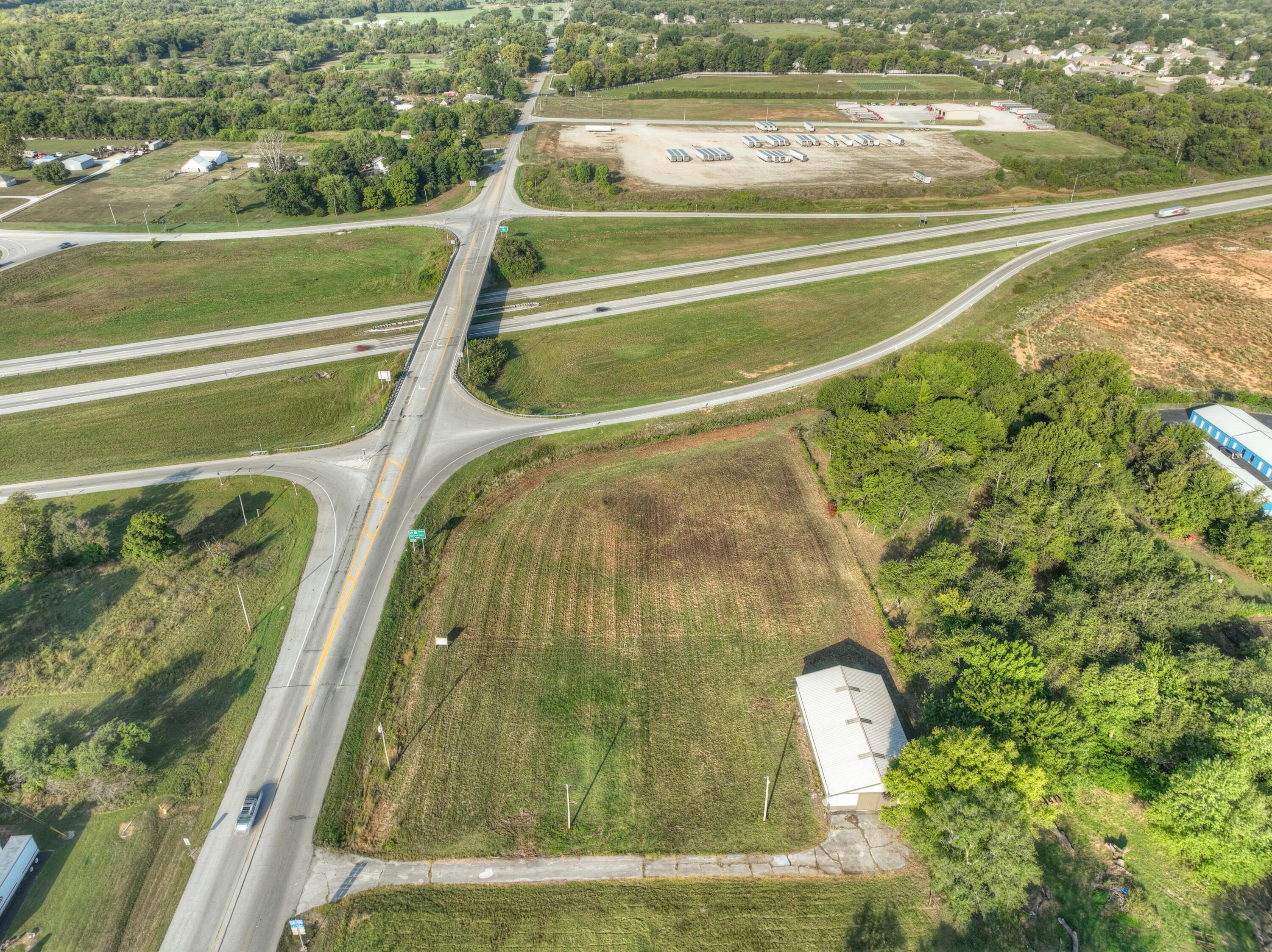Photo 13 - Commercial Sale for sale – 1373 W Fairview Avenue  Carthage, MO