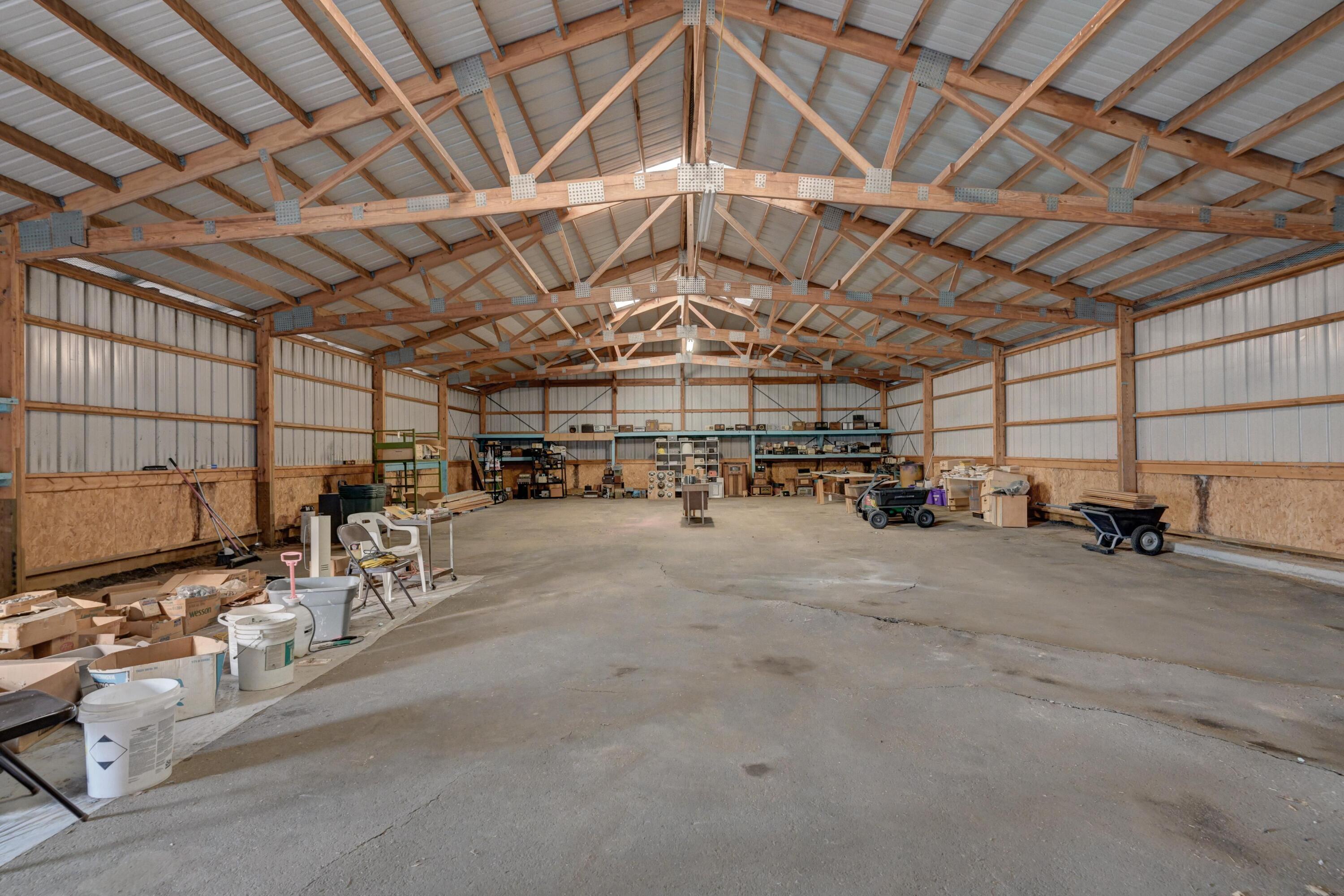 Photo 4 - Commercial Sale for sale – 1373 W Fairview Avenue  Carthage, MO