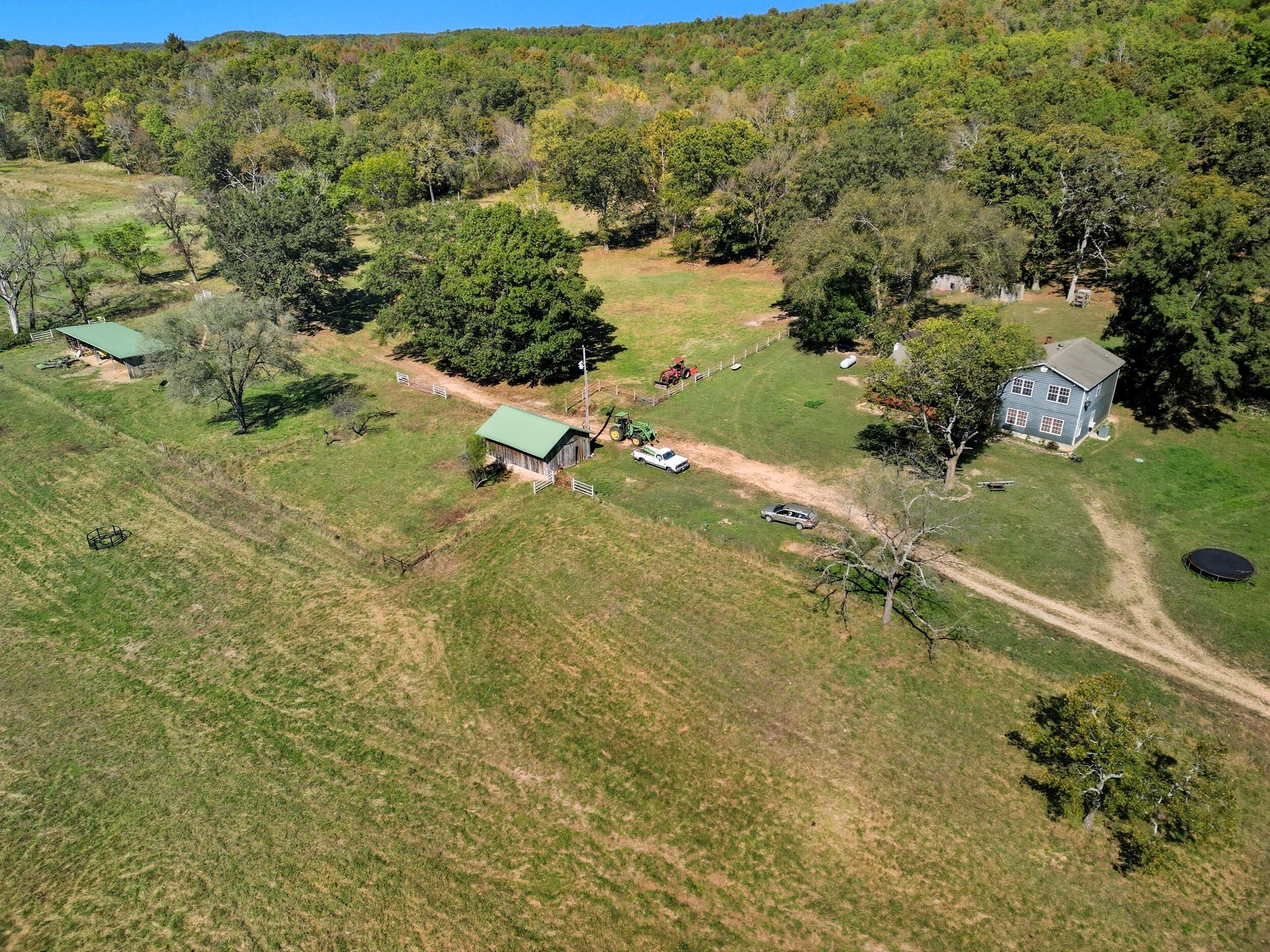 Photo 4 - Farm for sale – 2755  County Road 422   Thomasville, MO
