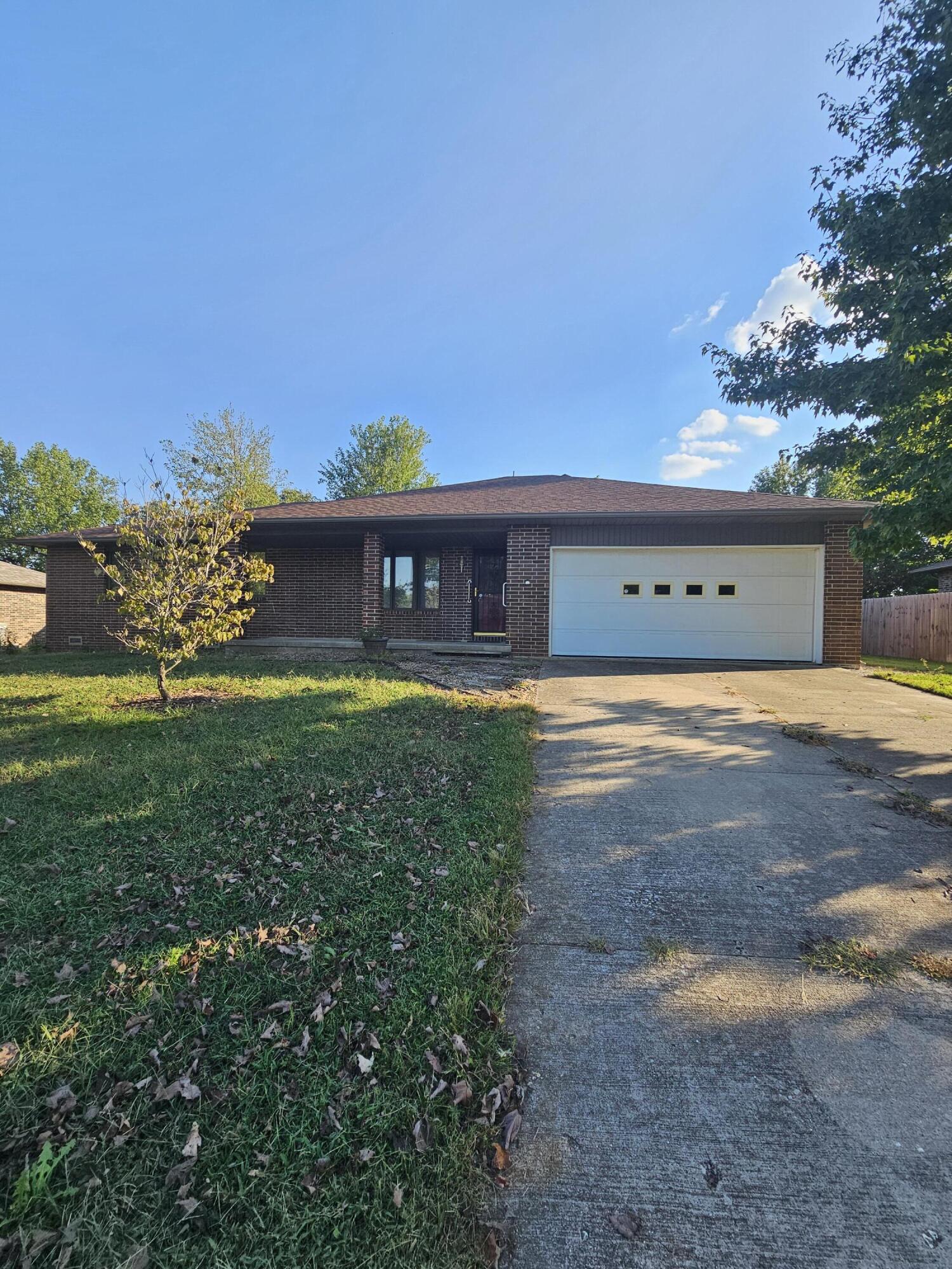 Photo 3 - Residential for sale – 2306 W Auburn Street  Bolivar, MO