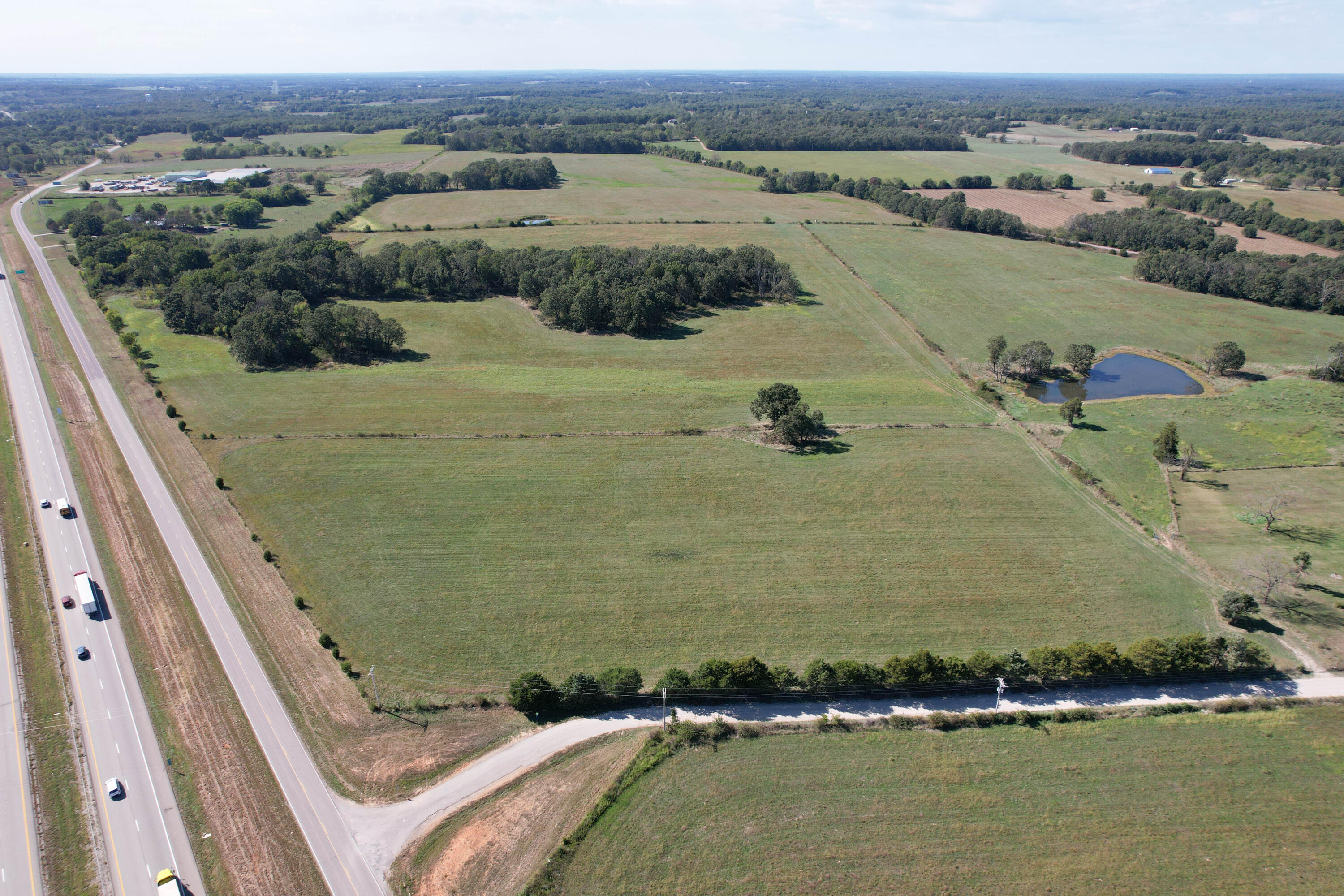 Photo 4 - Farm for sale – 18007  Norton Drive  Phillipsburg, MO