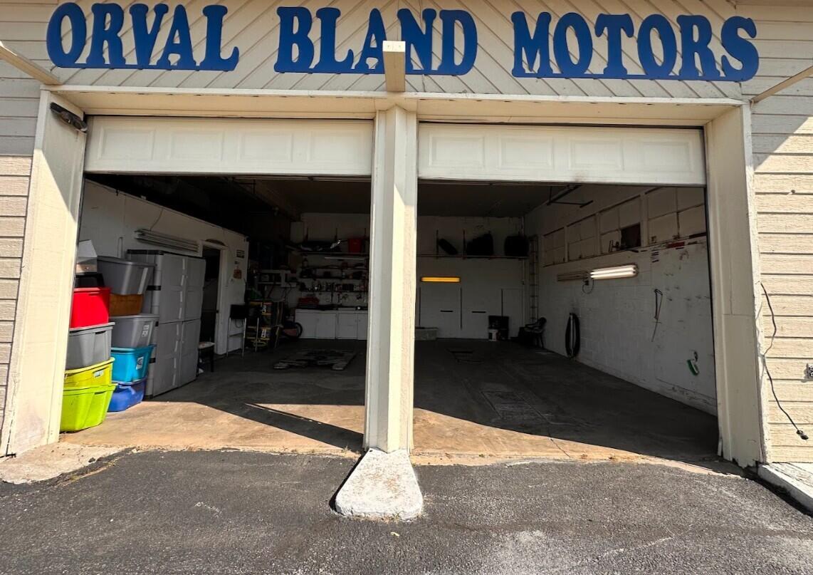 Photo 3 - Commercial Sale for sale – 119  Us-54   El Dorado Springs, MO