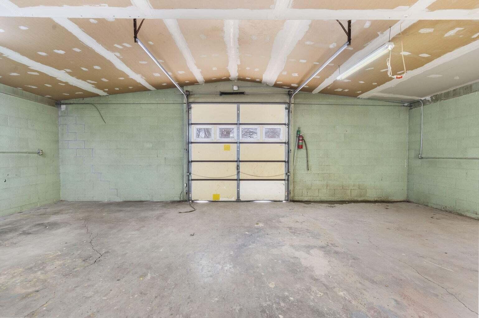 Photo 24 - Commercial Lease for sale – 1464 E Commercial Street  Springfield, MO