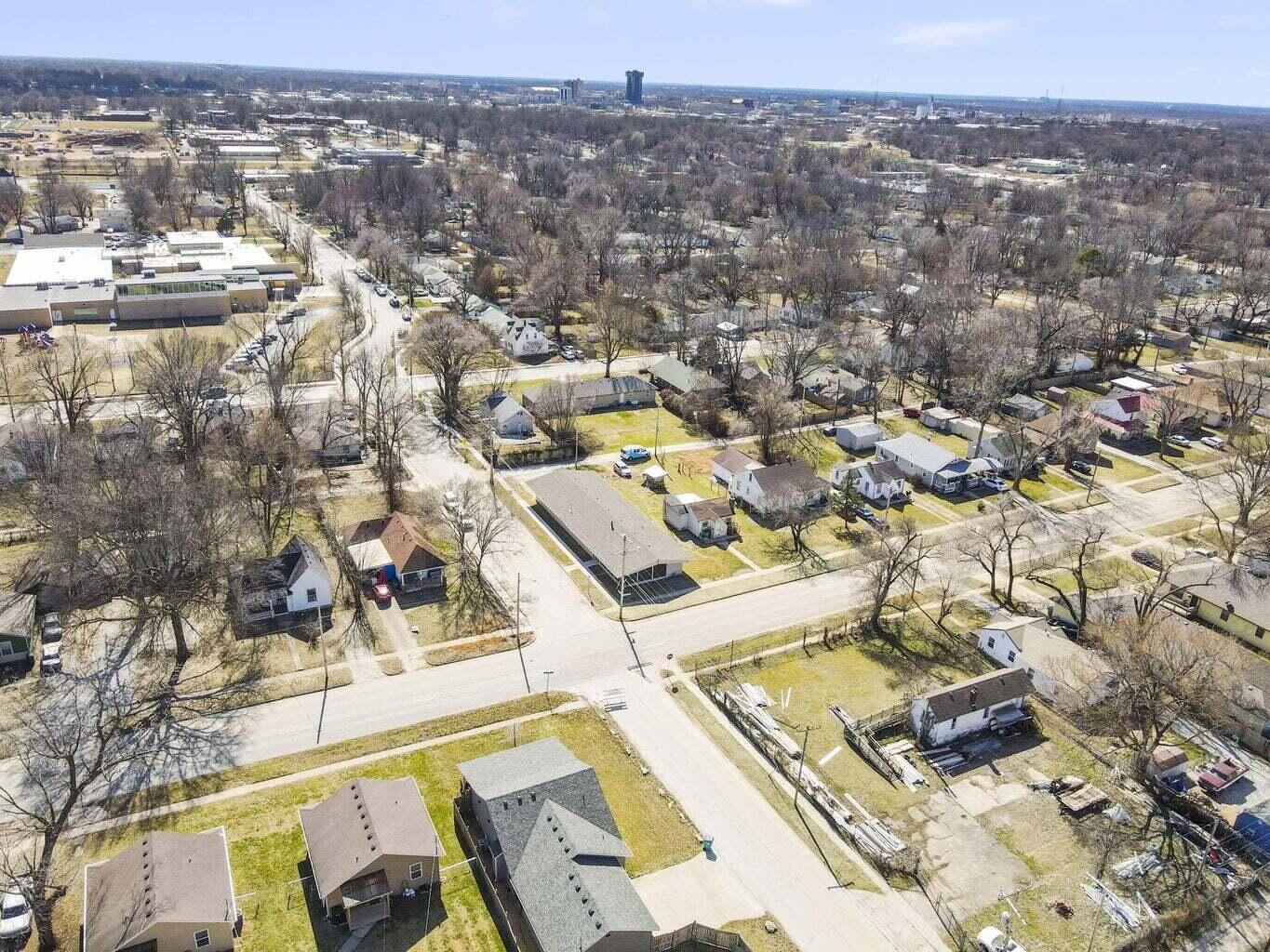 Photo 26 - Commercial Lease for sale – 1464 E Commercial Street  Springfield, MO
