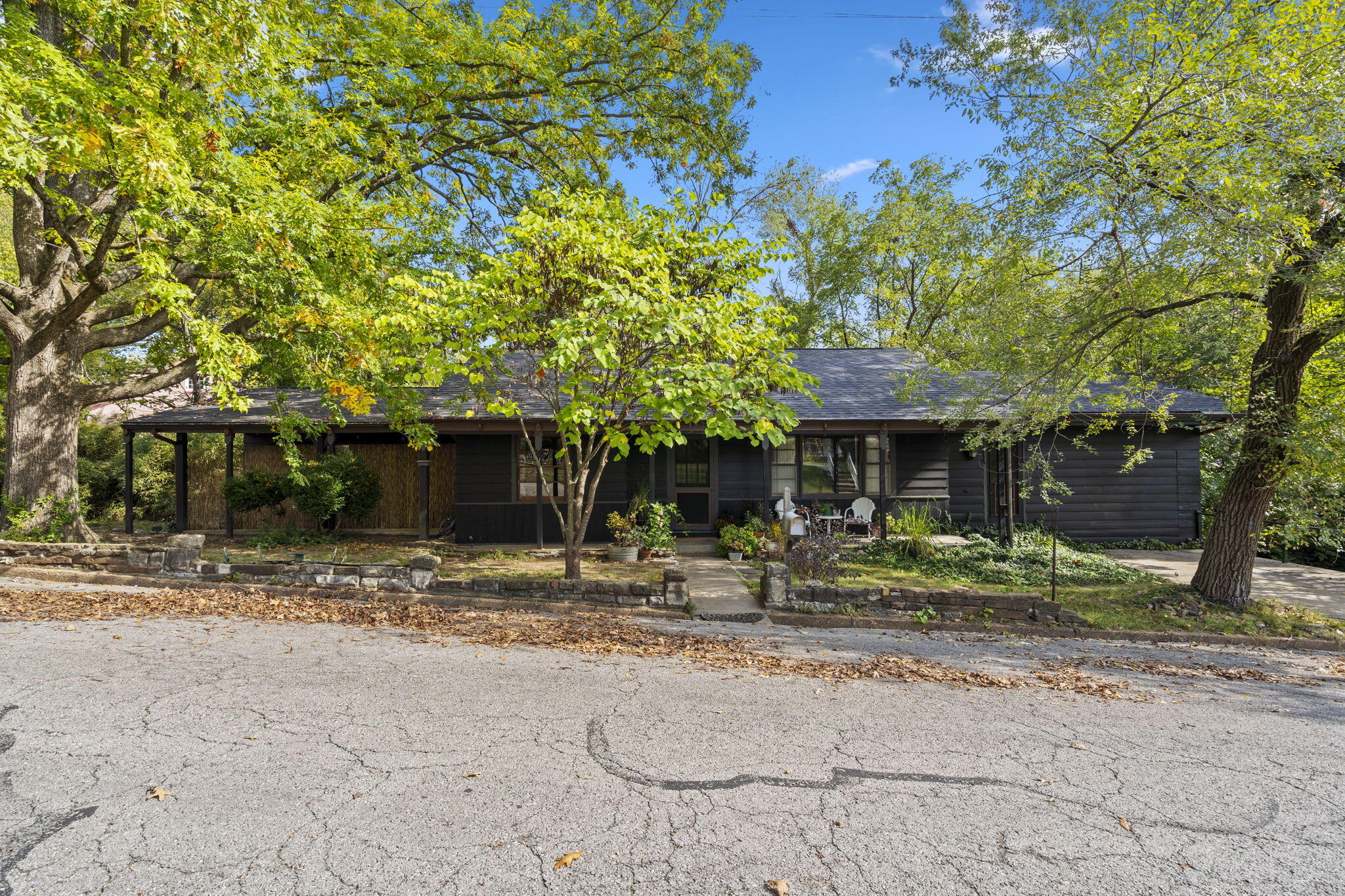 Photo 5 - Residential for sale – 209  Mcfarland Street  Branson, MO