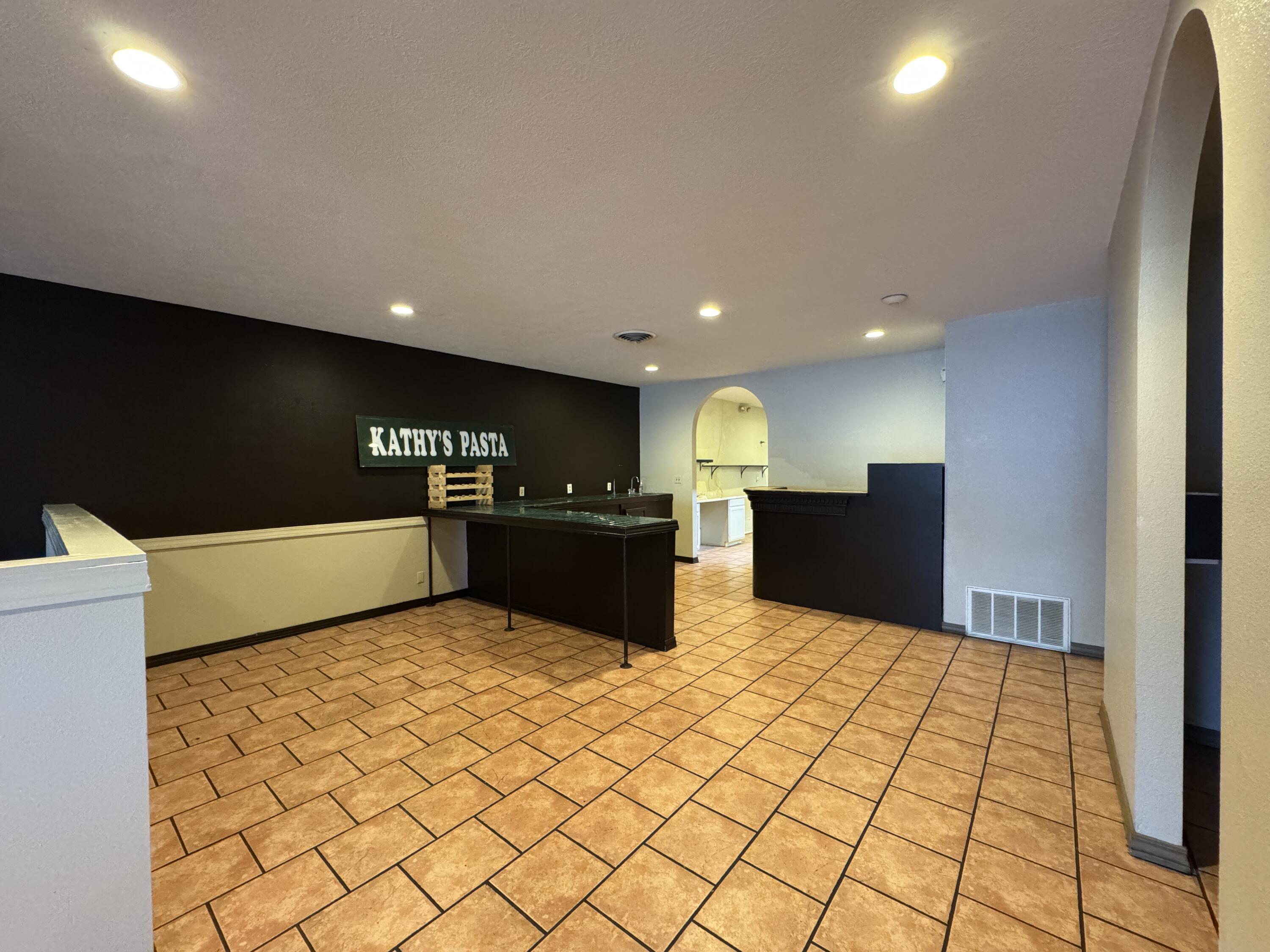Photo 24 - Commercial Sale for sale – 329 S Main   Bolivar, MO
