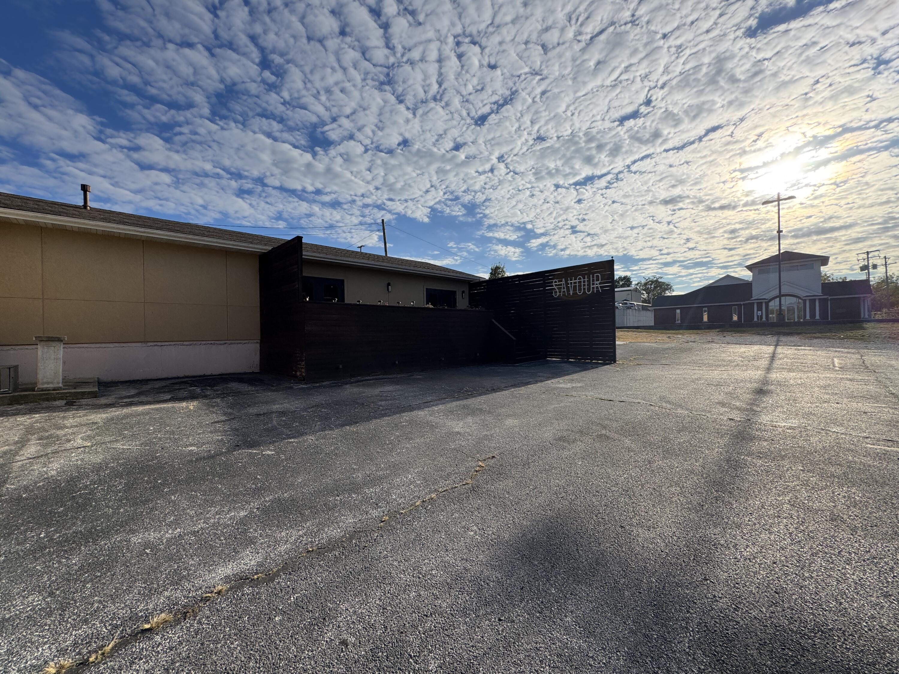 Photo 57 - Commercial Sale for sale – 329 S Main   Bolivar, MO