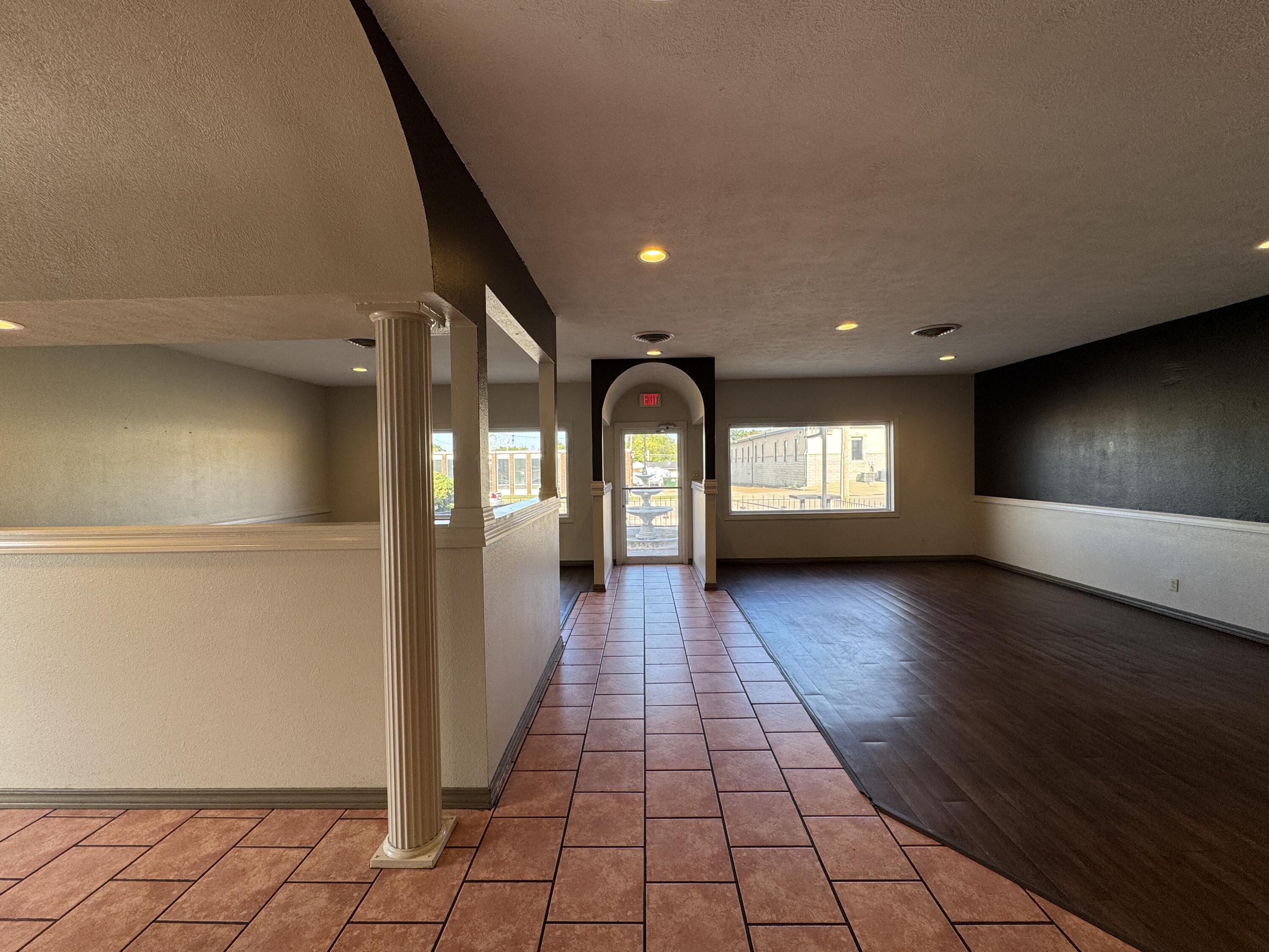 Photo 10 - Commercial Sale for sale – 329 S Main   Bolivar, MO