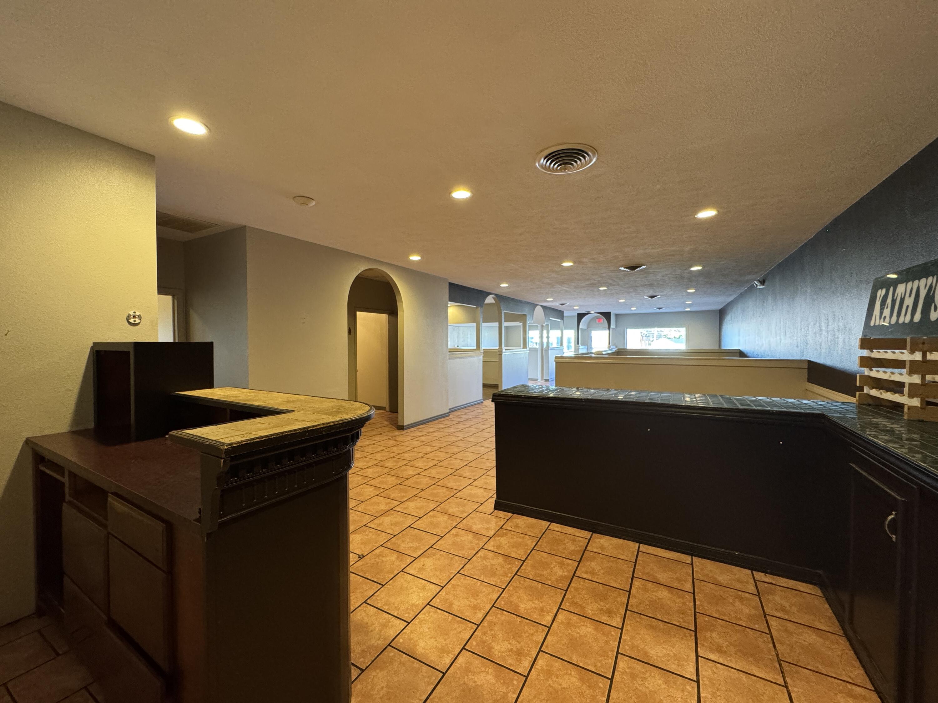 Photo 31 - Commercial Sale for sale – 329 S Main   Bolivar, MO