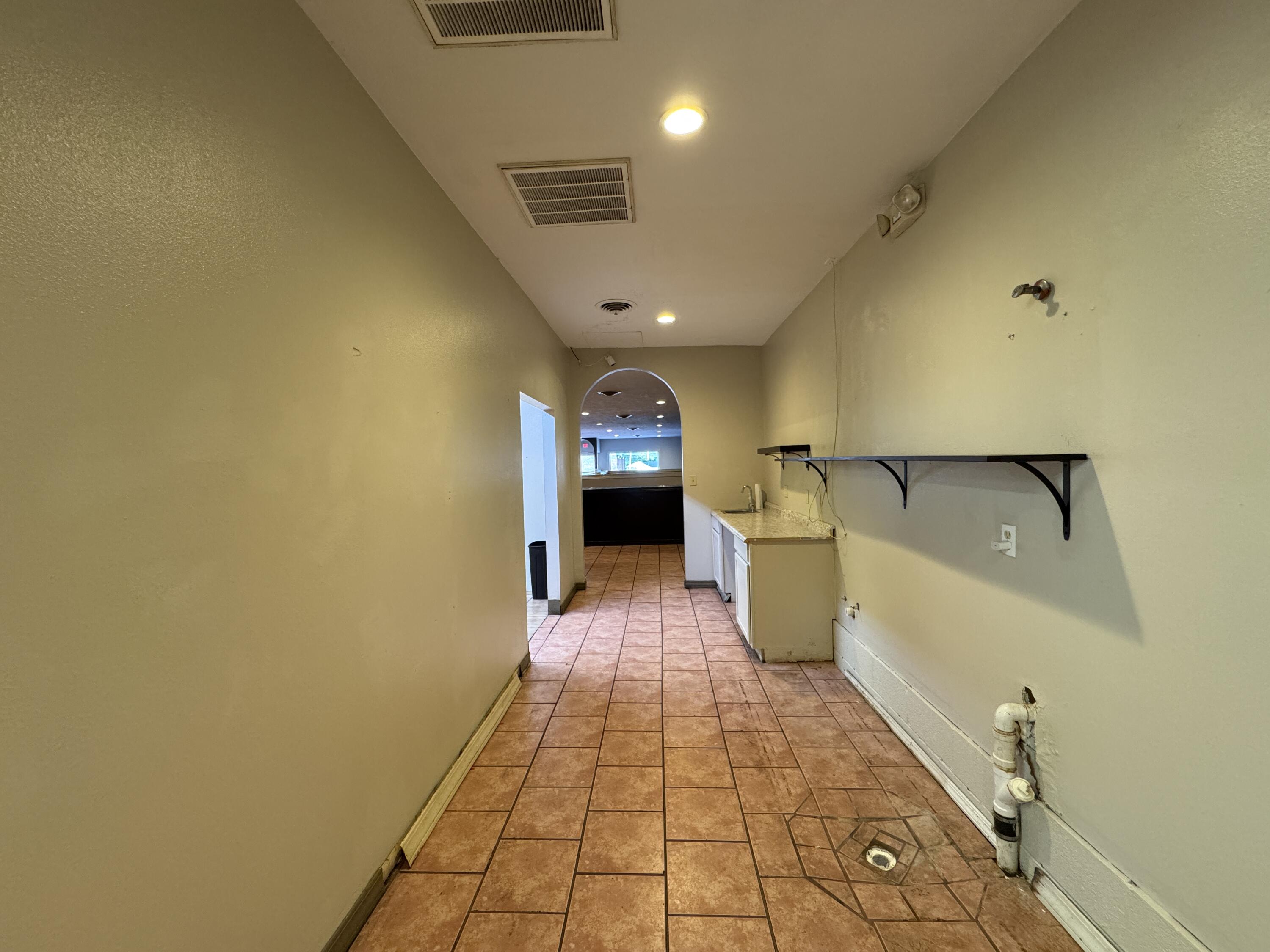 Photo 34 - Commercial Sale for sale – 329 S Main   Bolivar, MO