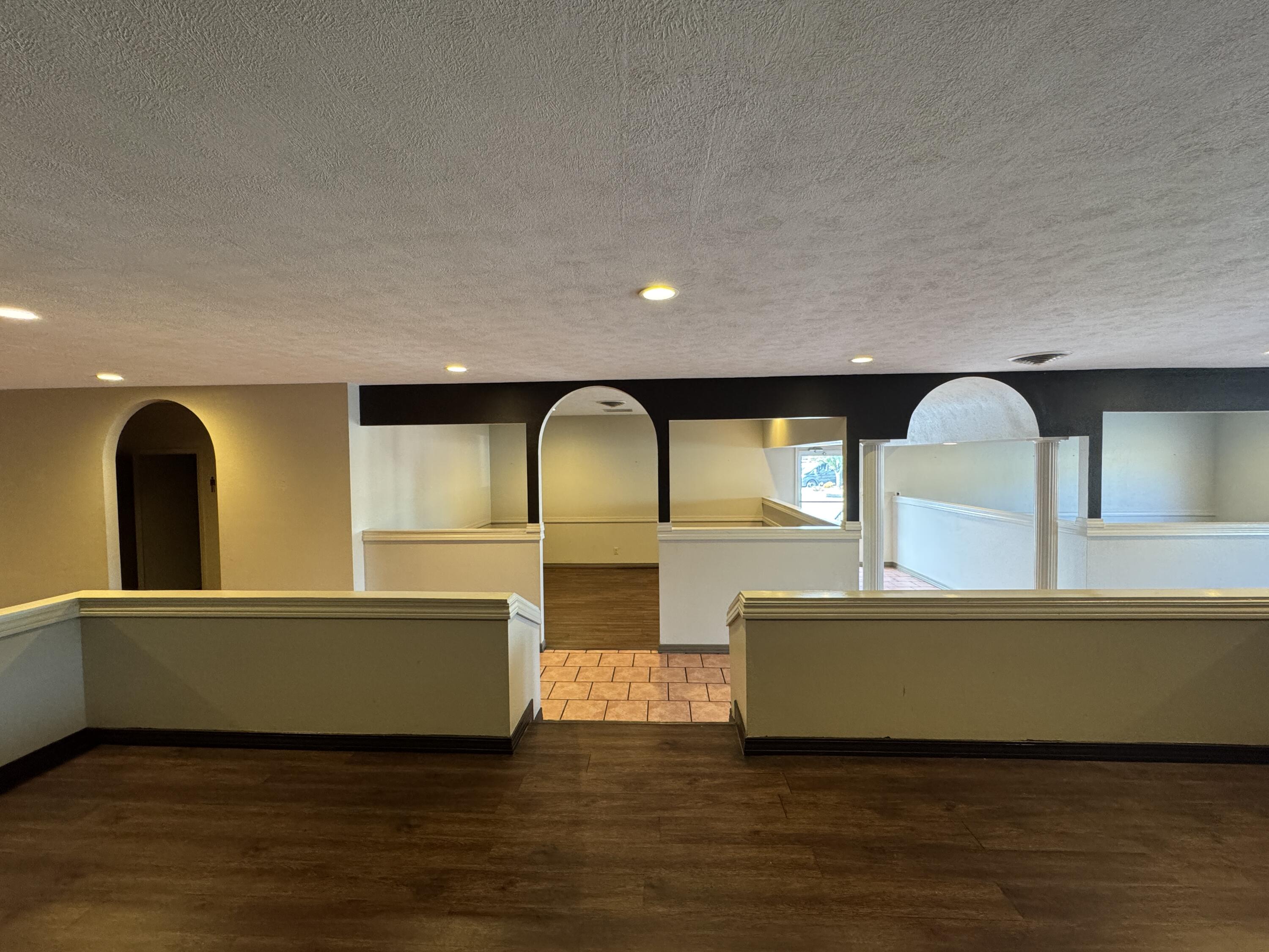 Photo 22 - Commercial Sale for sale – 329 S Main   Bolivar, MO